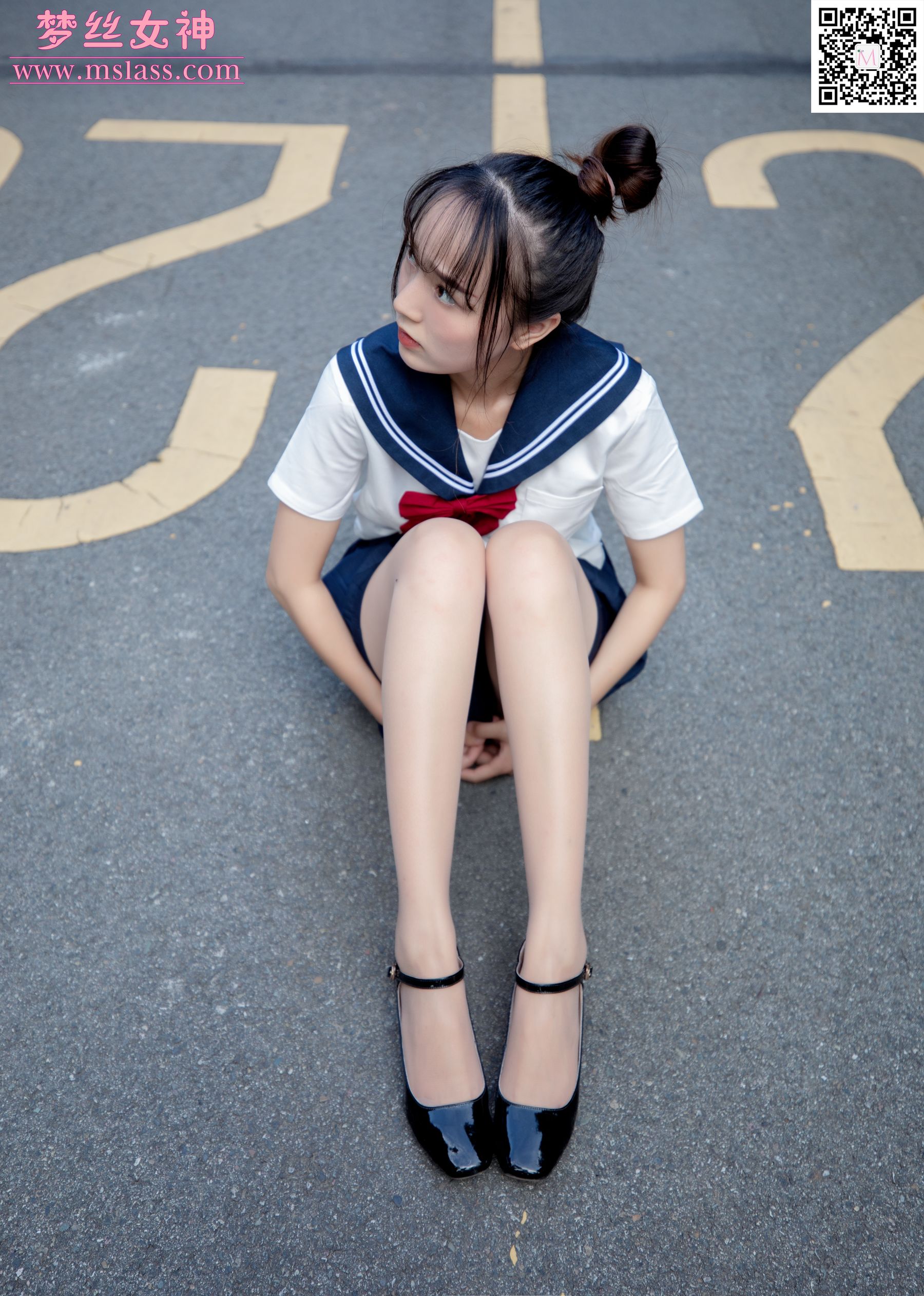 玥玥 JK小女神-图15