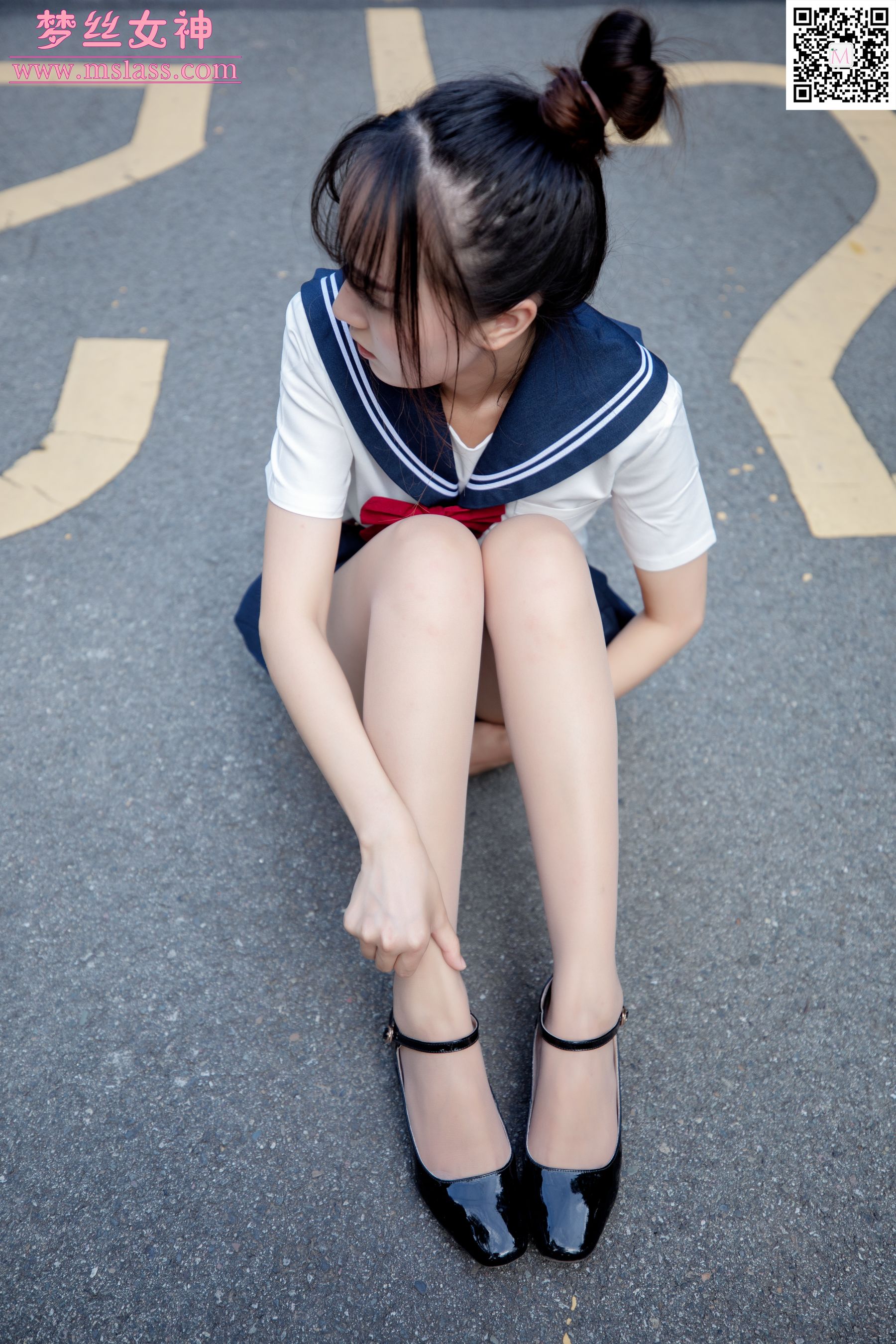 玥玥 JK小女神-图18