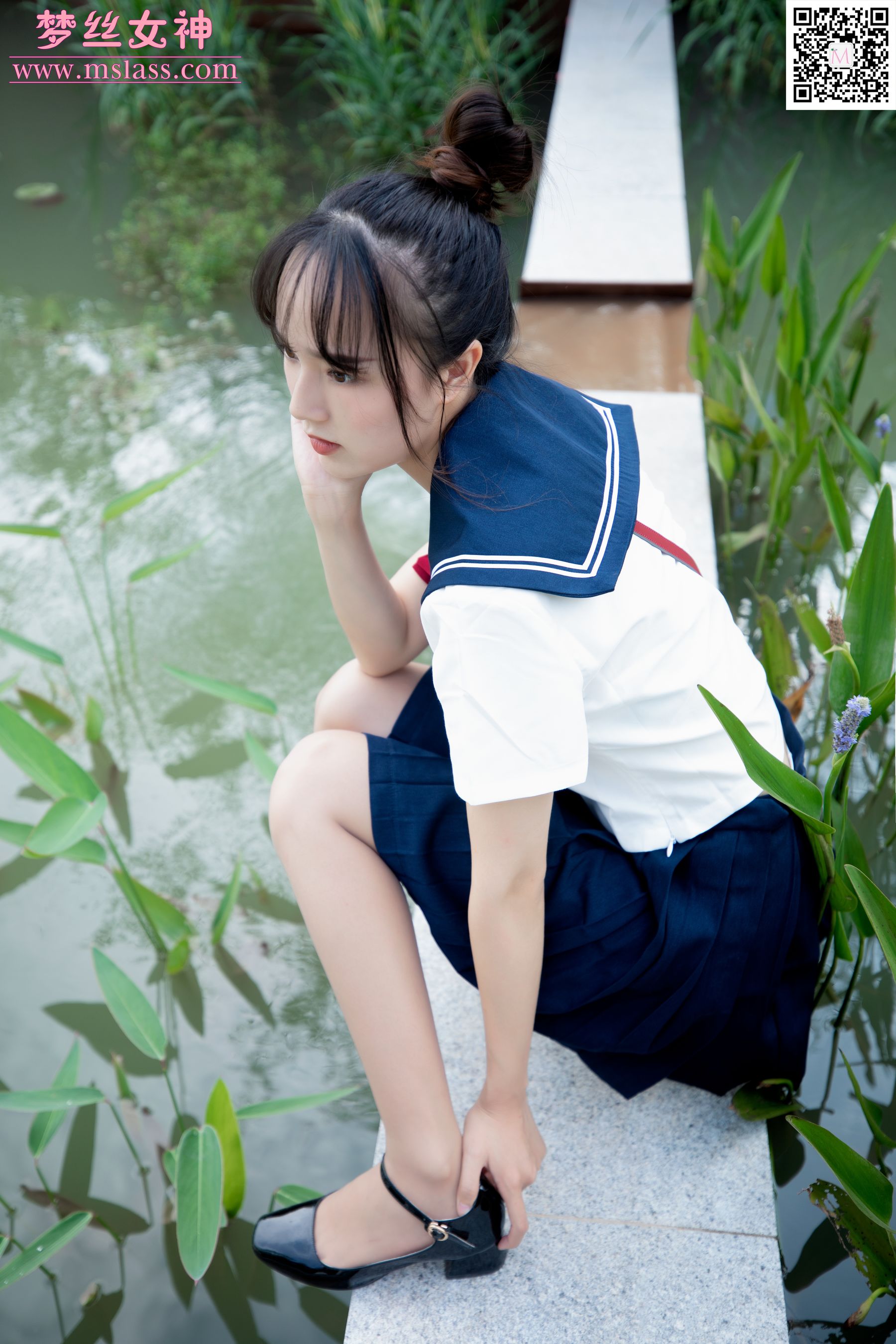 玥玥 JK小女神-图1