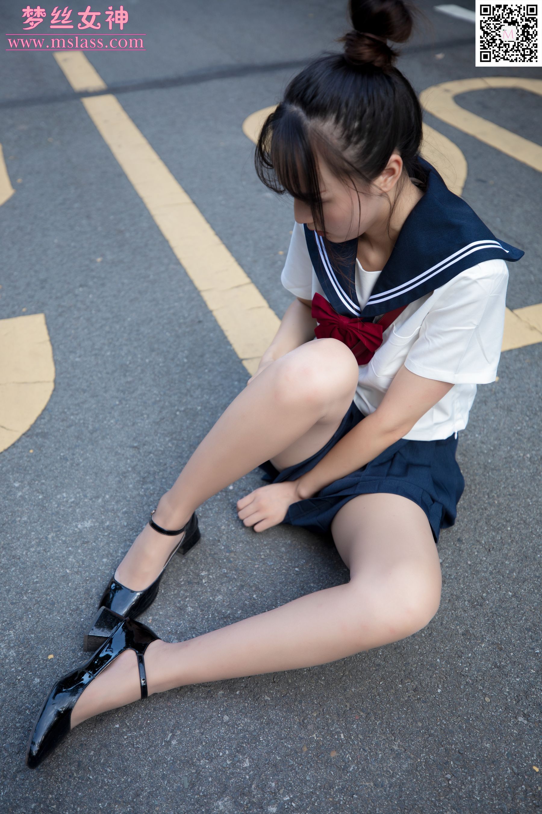 玥玥 JK小女神-图22