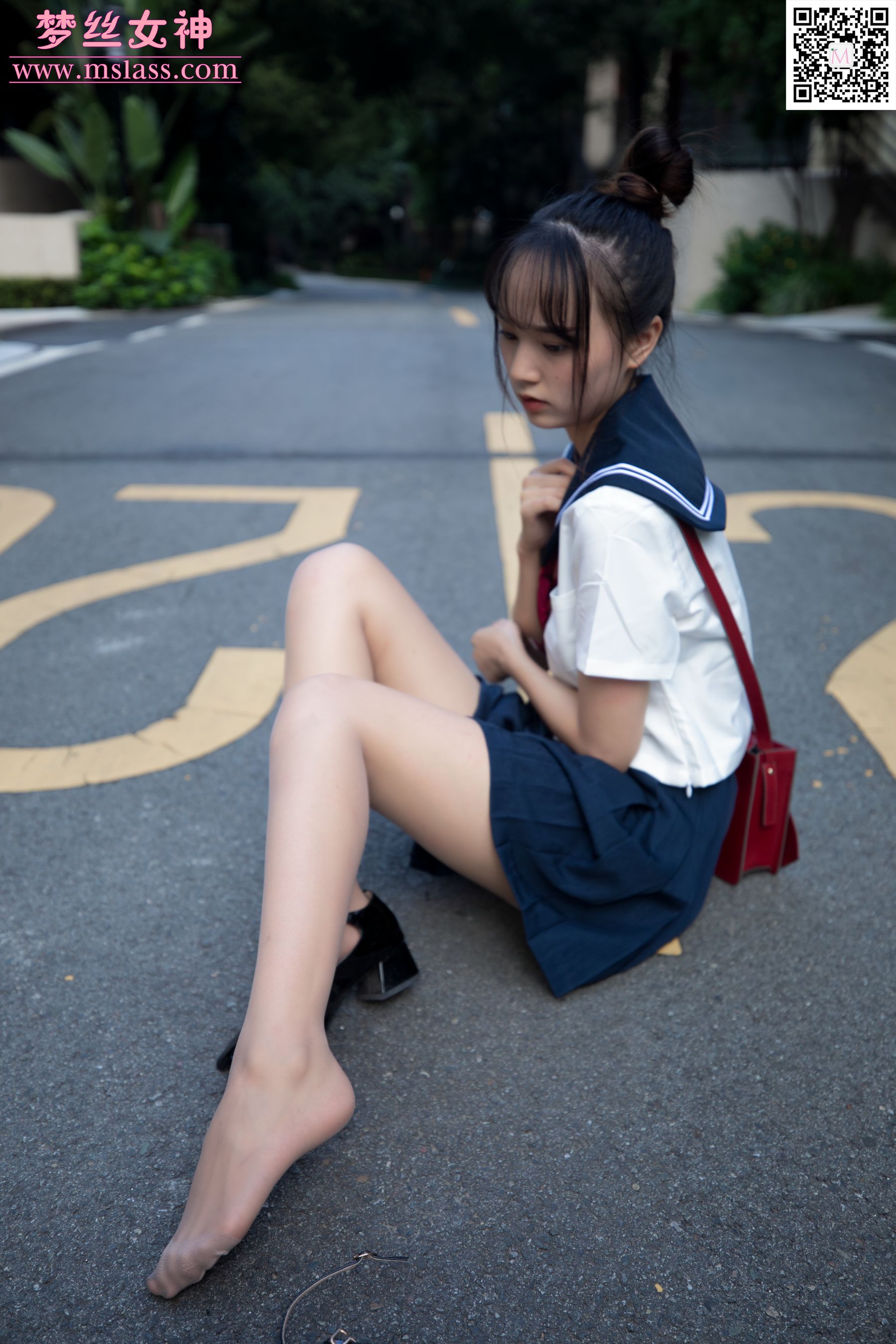 玥玥 JK小女神-图25