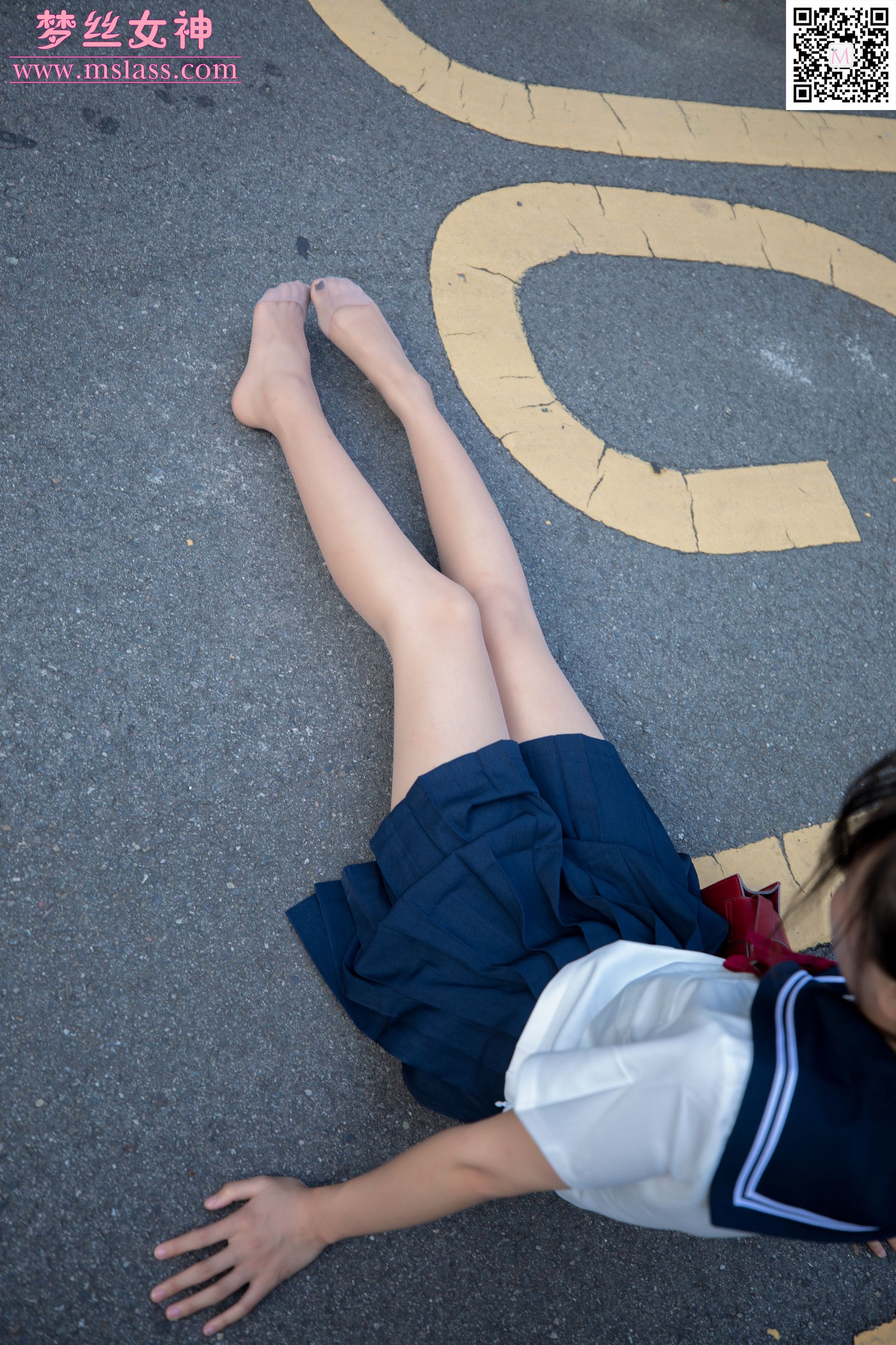 玥玥 JK小女神-图31