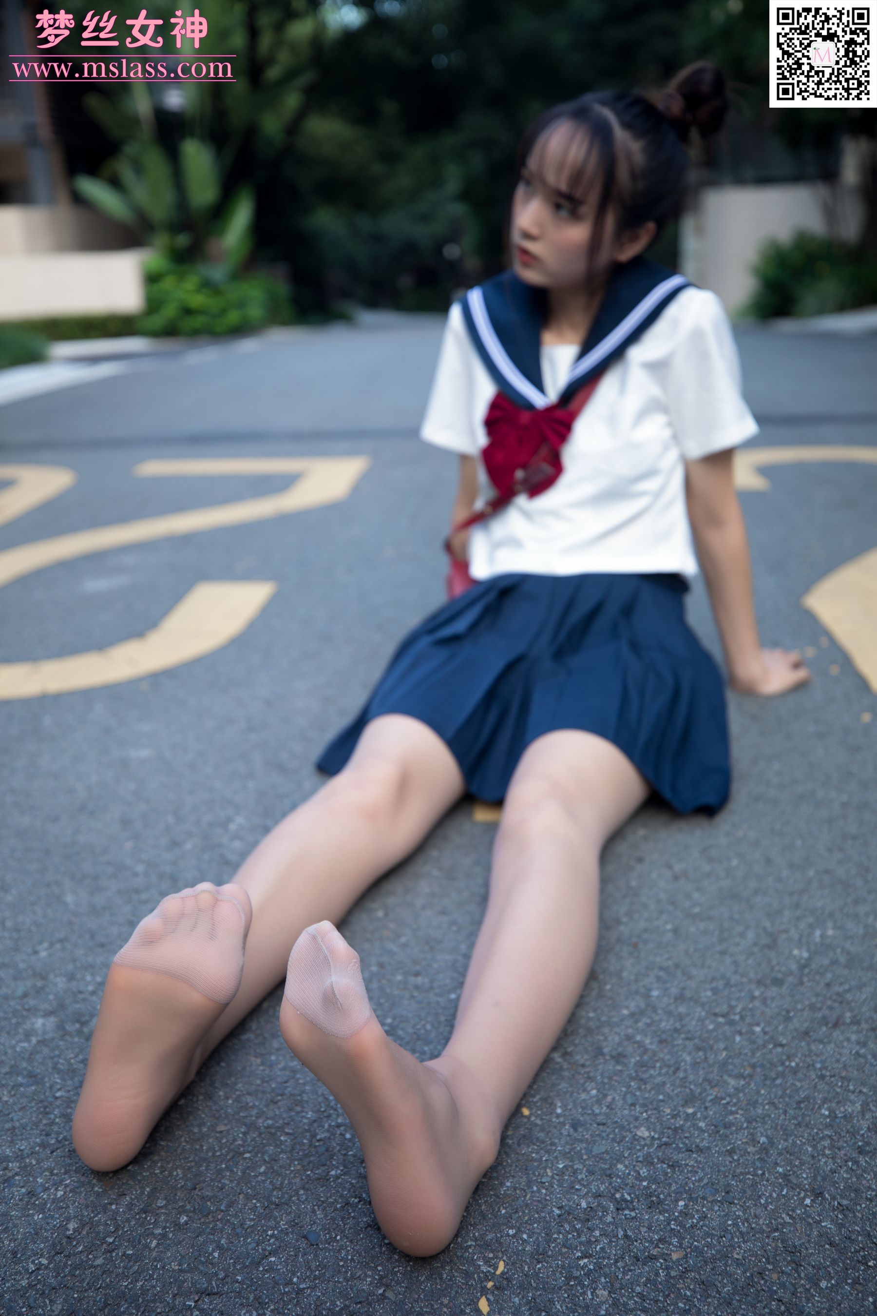 玥玥 JK小女神-图34