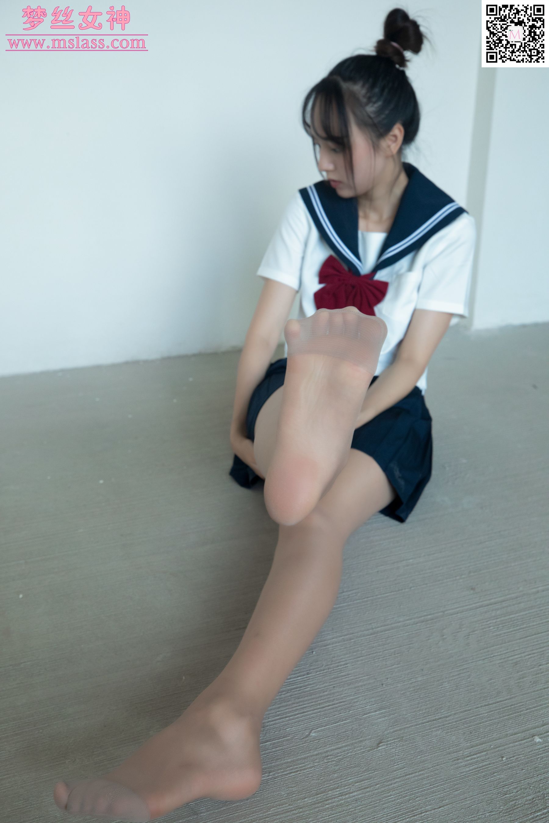 玥玥 JK小女神-图45