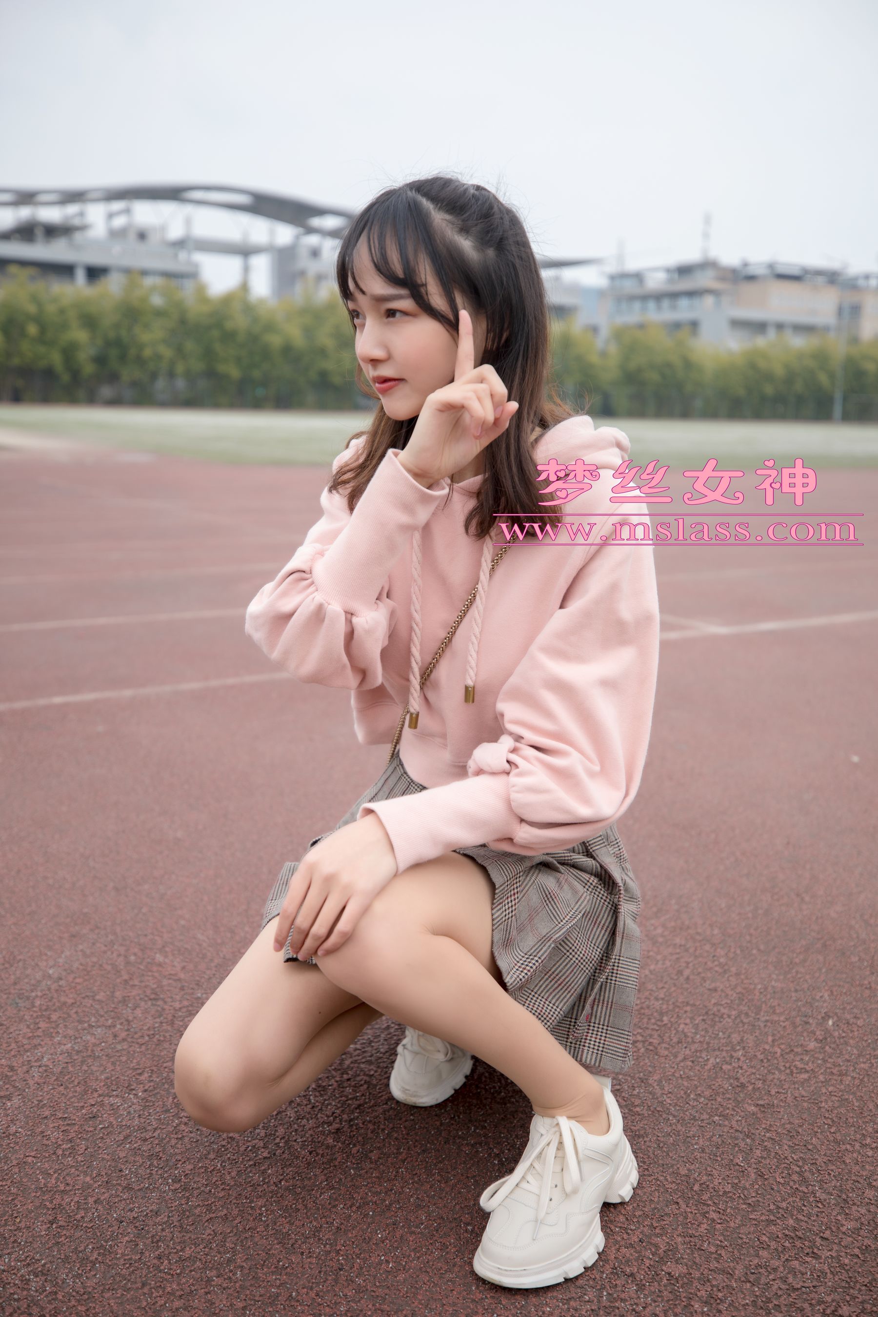 玥玥 操场小甜心-图1