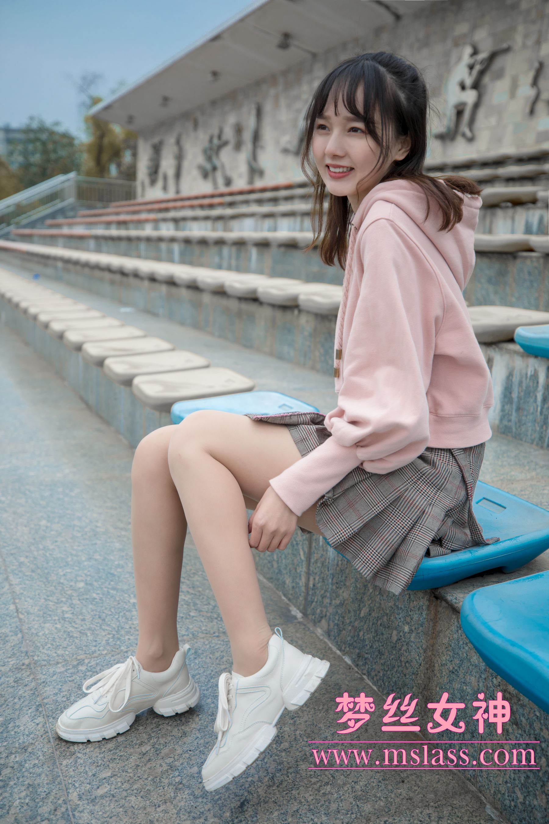 玥玥 操场小甜心-图40