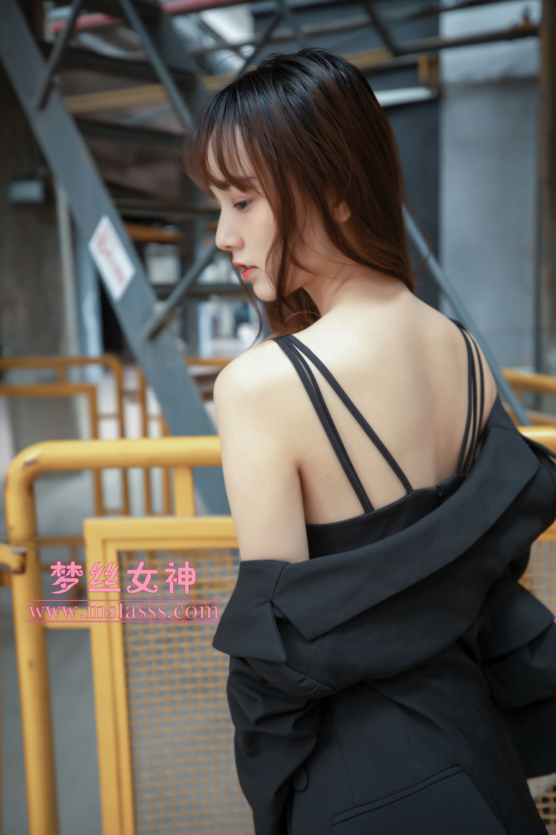 玥玥 火车超自然系-图2