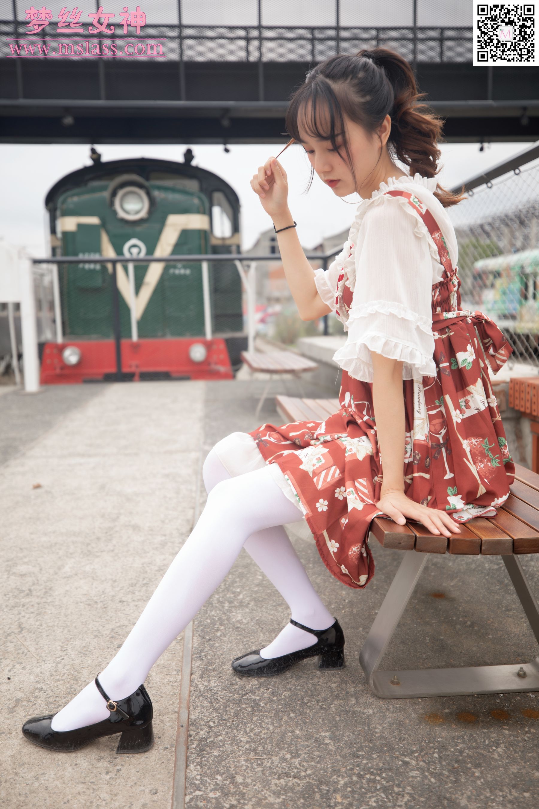 玥玥 白丝洛丽塔-图18