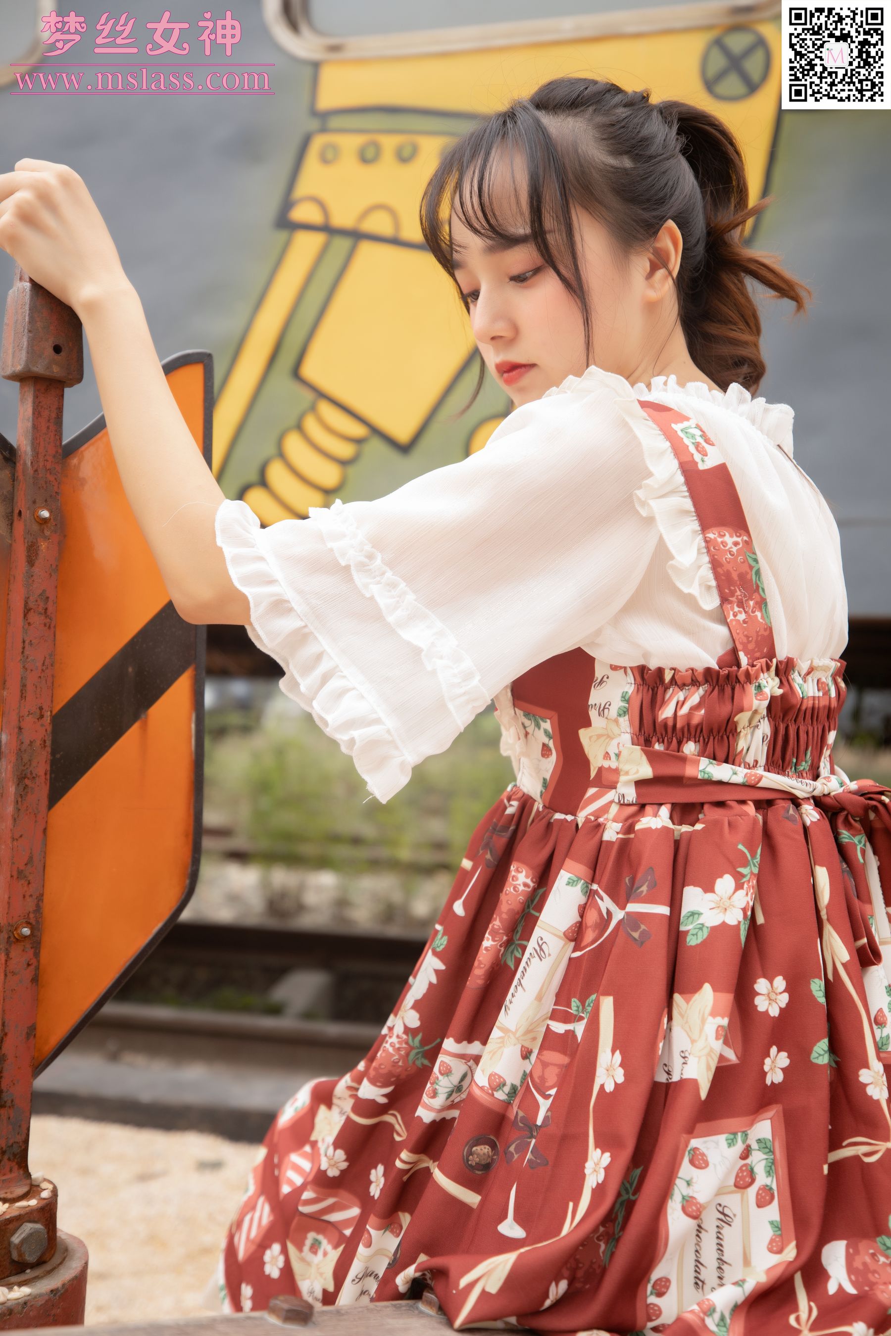 玥玥 白丝洛丽塔-图1