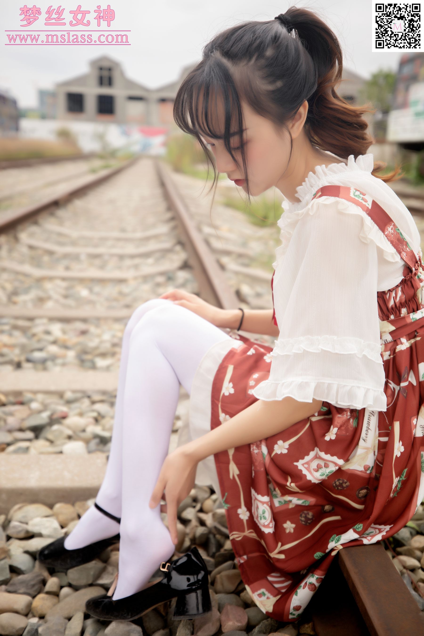 玥玥 白丝洛丽塔-图24