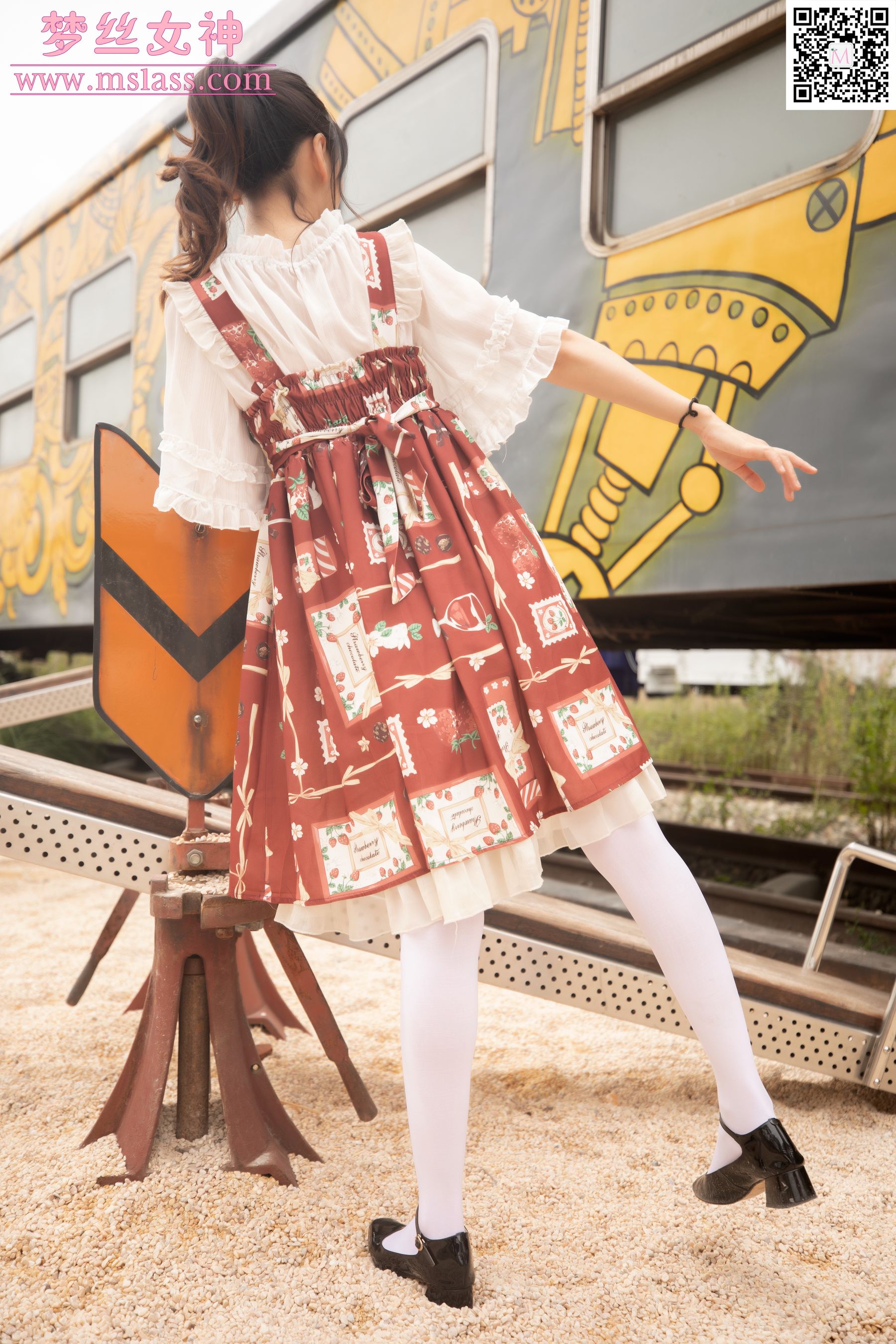 玥玥 白丝洛丽塔-图4