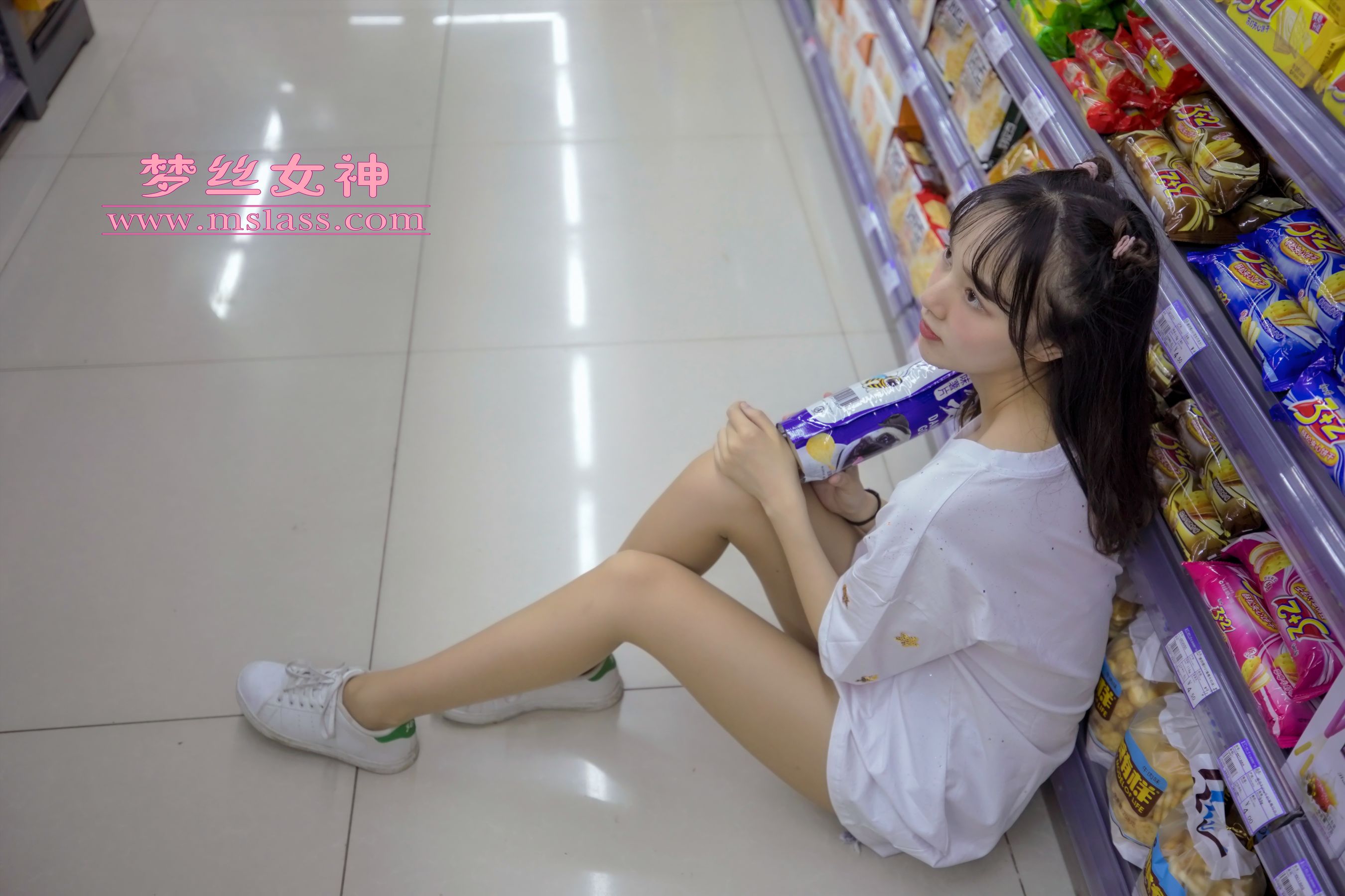 玥玥 超市的吃货少女-图19