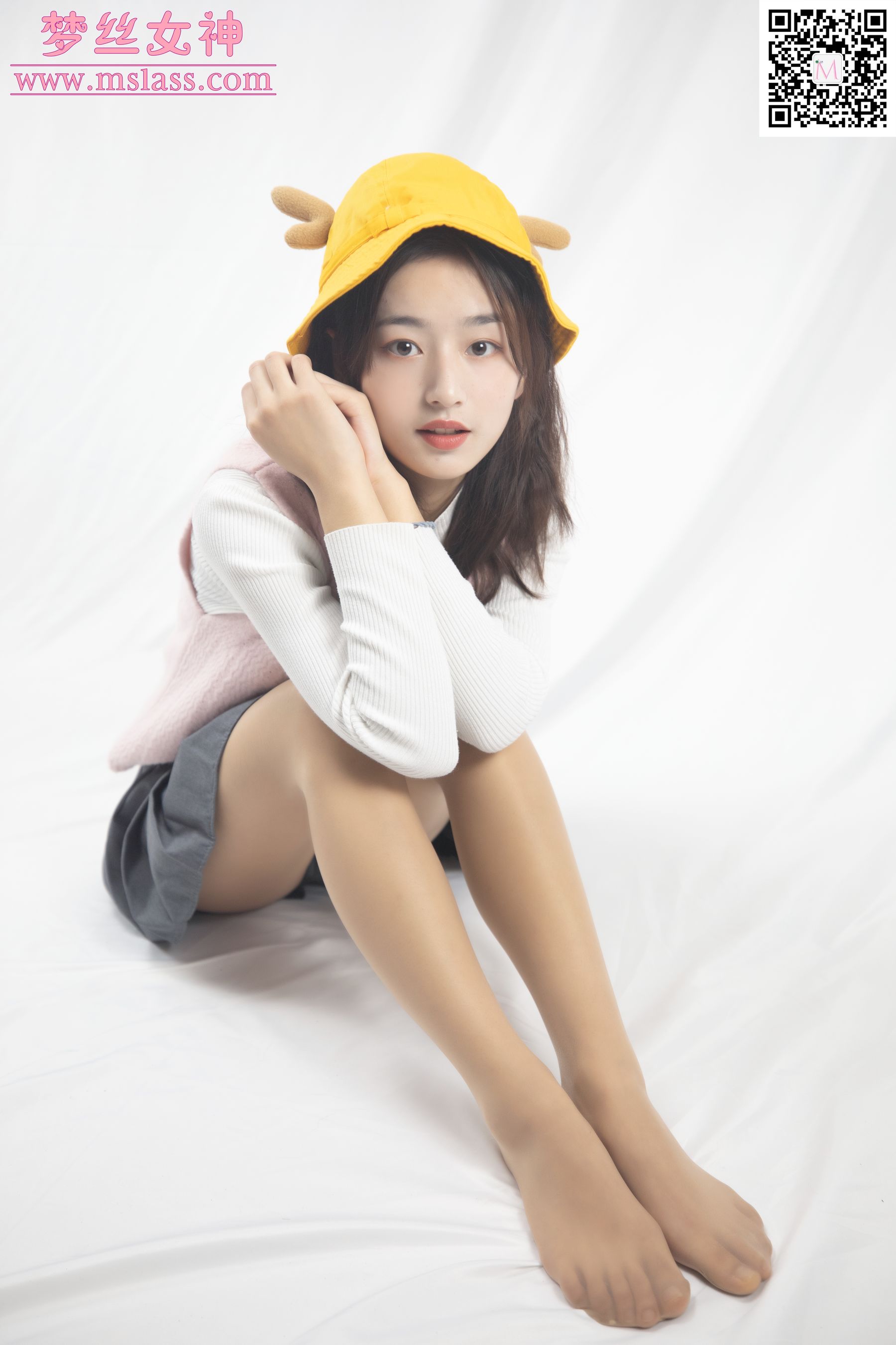 璇璇 9分颜值 小黄鸭帽-图2