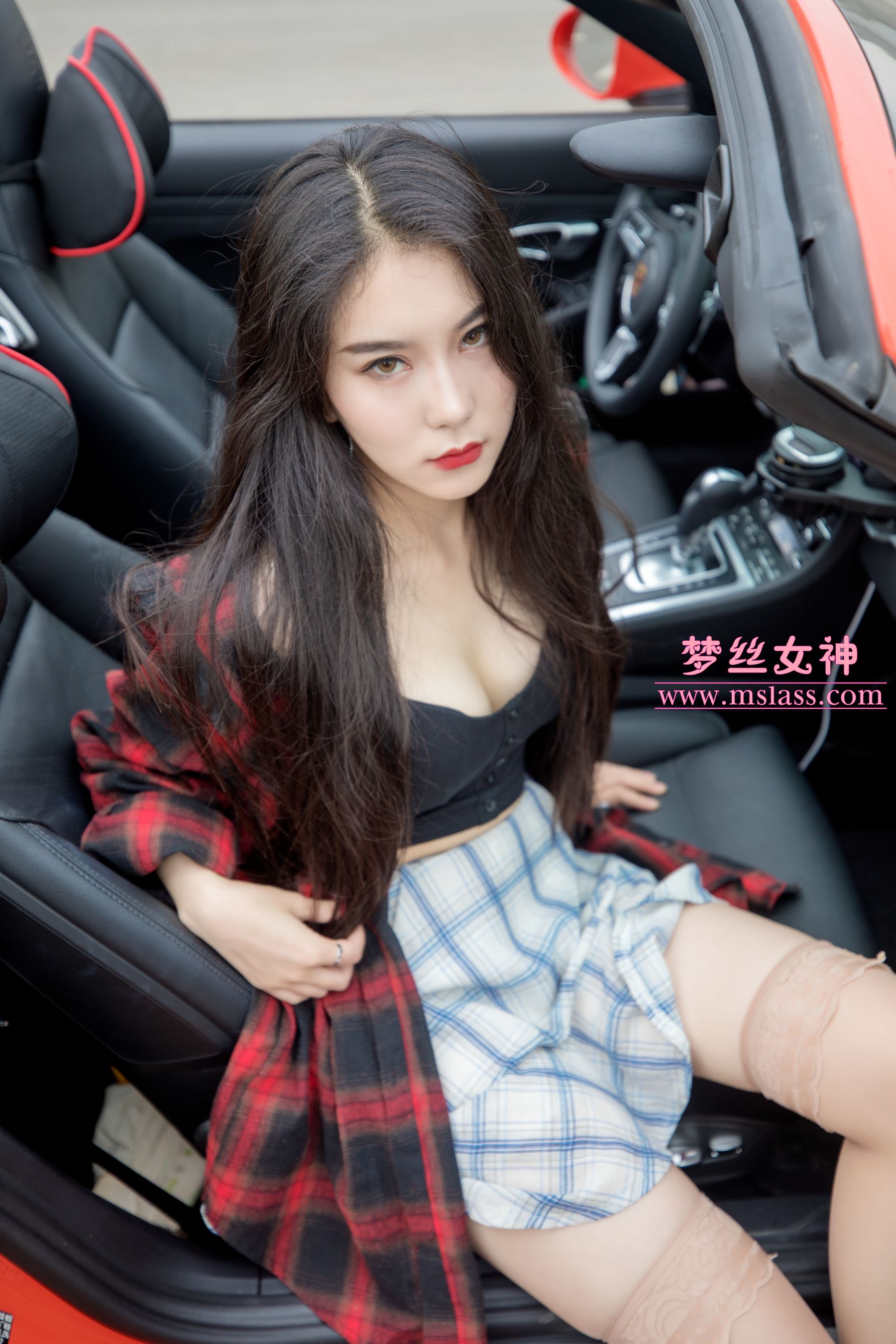 苏安希 跑车丝袜女神-图2