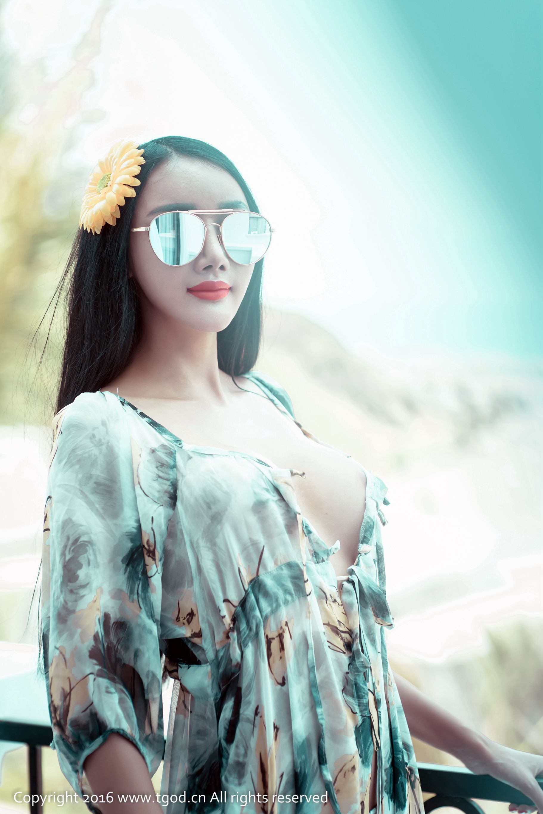 婕西儿jessie《性感翘臀大长腿》-图0