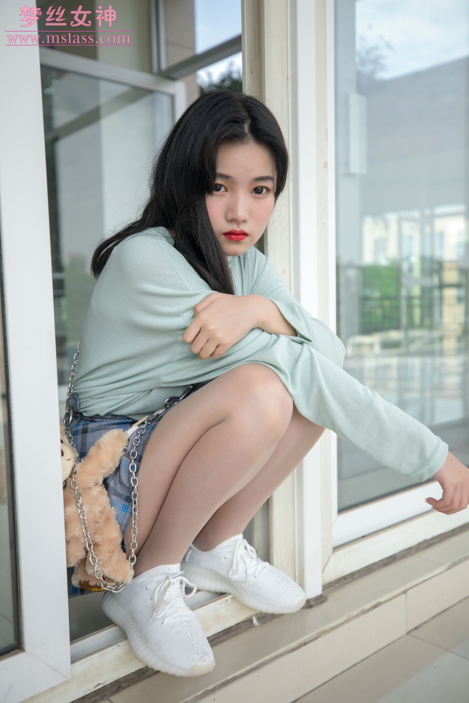 酥酥 恬静的小白鞋丝袜-图12