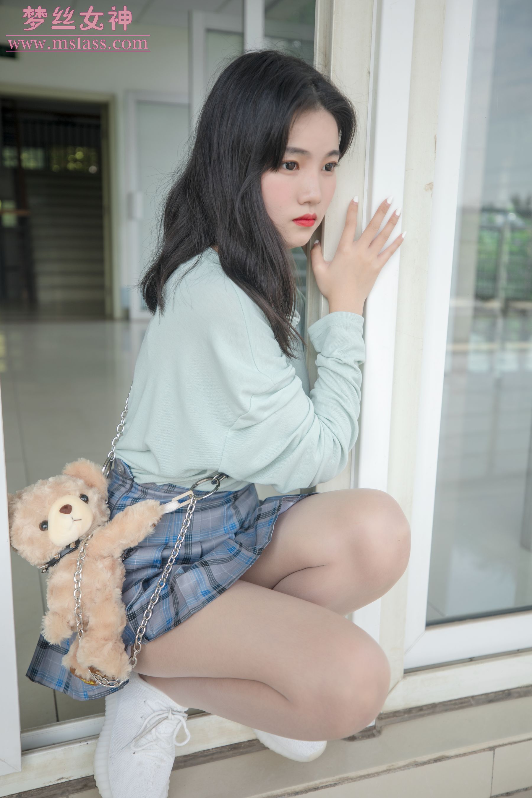 酥酥 恬静的小白鞋丝袜-图14