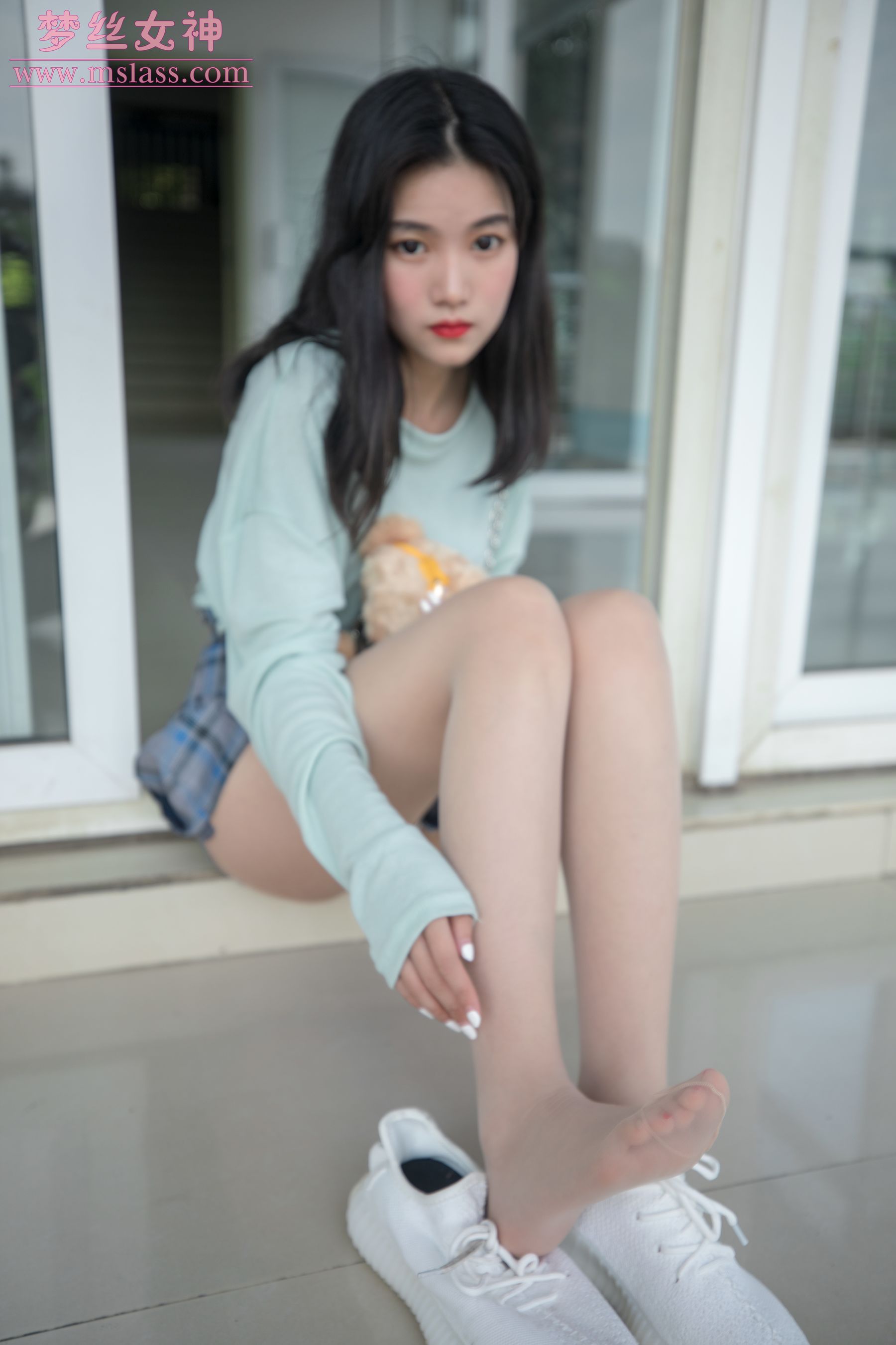 酥酥 恬静的小白鞋丝袜-图36