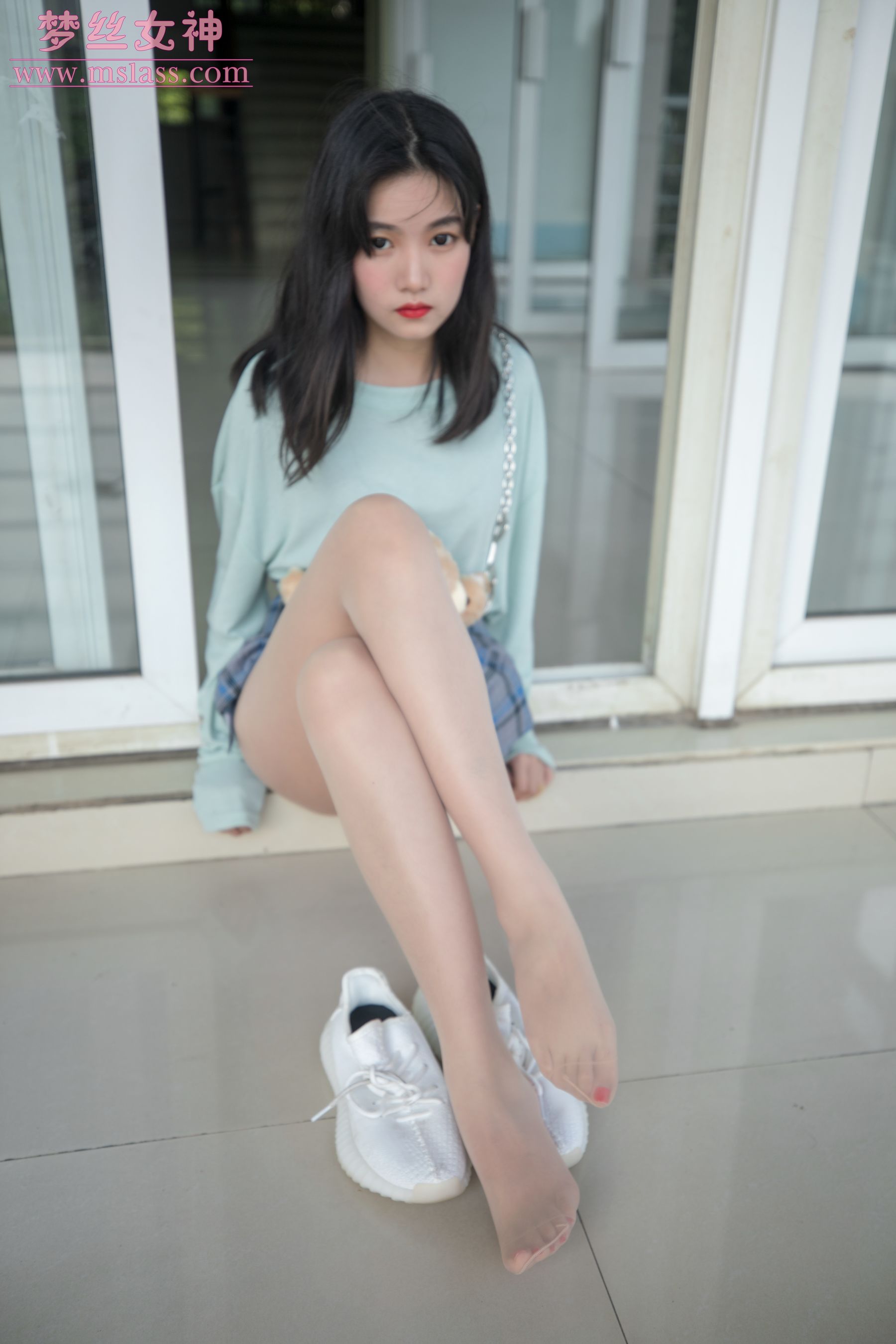 酥酥 恬静的小白鞋丝袜-图59