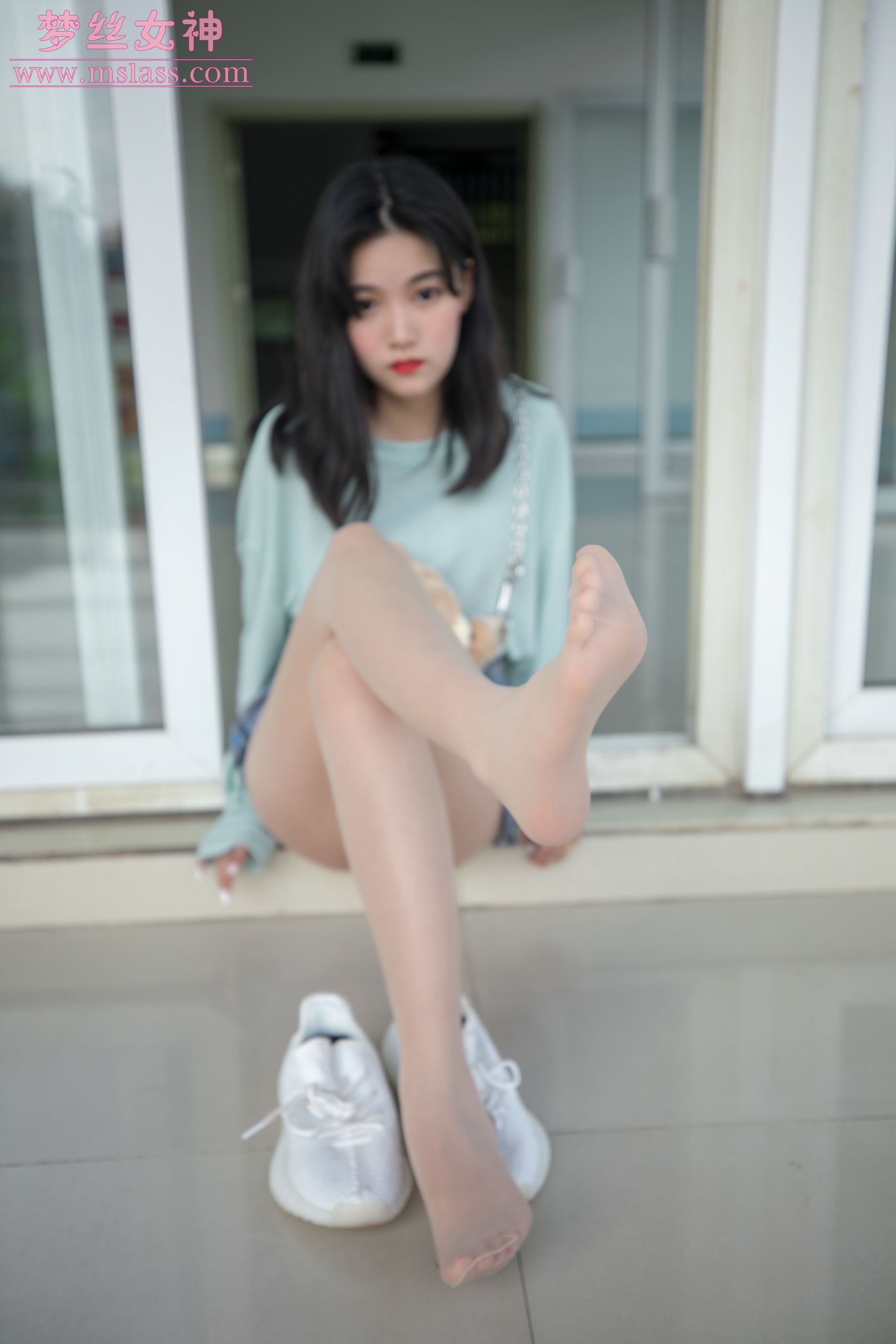 酥酥 恬静的小白鞋丝袜-图61