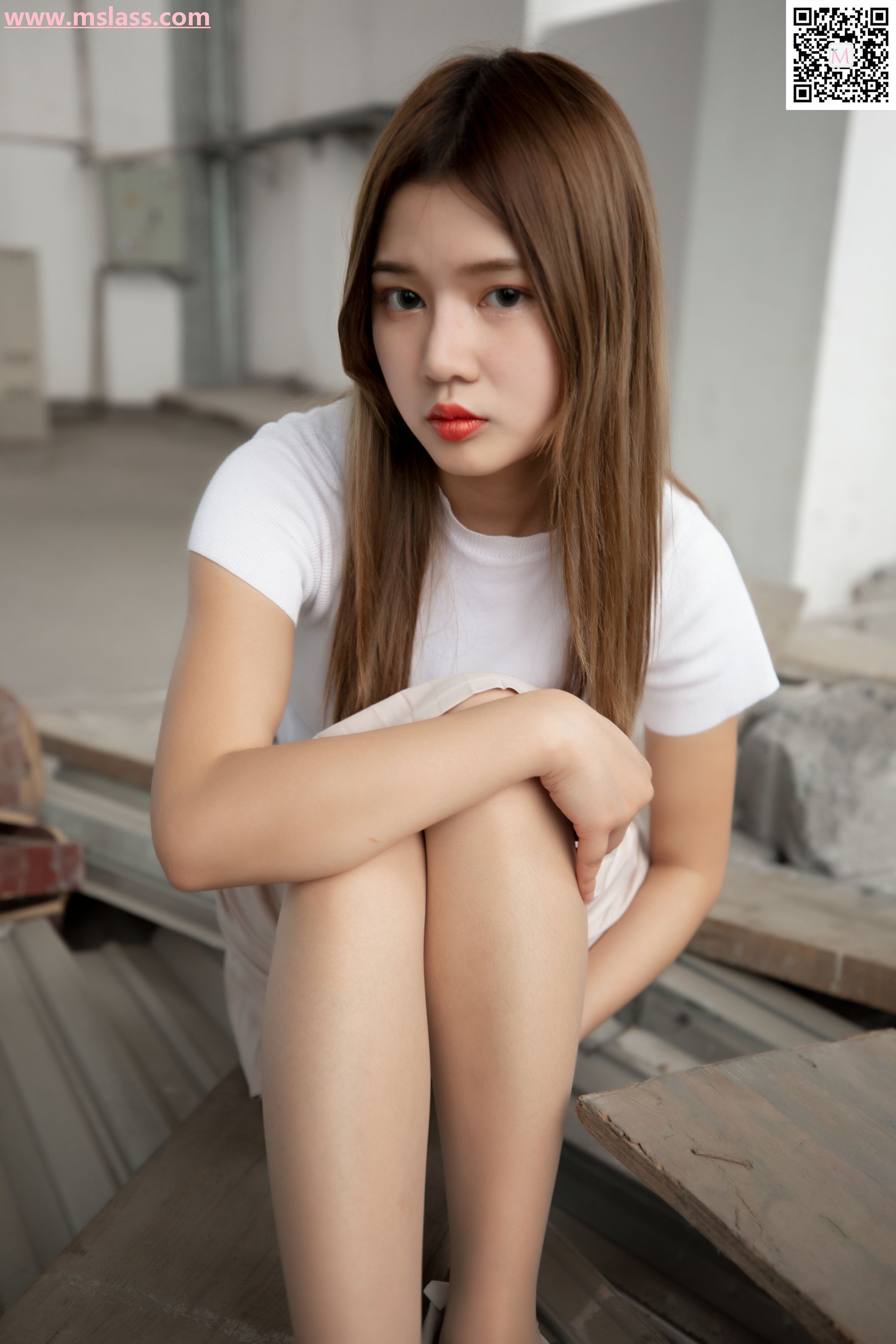 除夕 废墟的小白鞋-图29