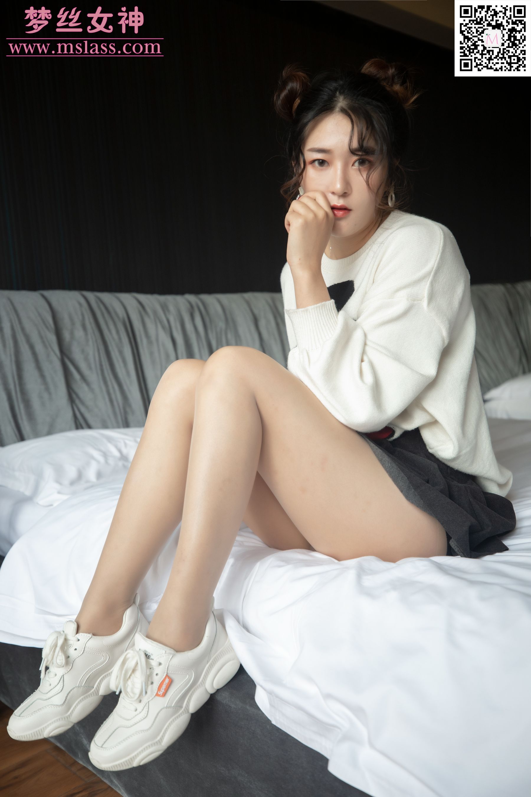 雨晨 白卫衣下的美-图7