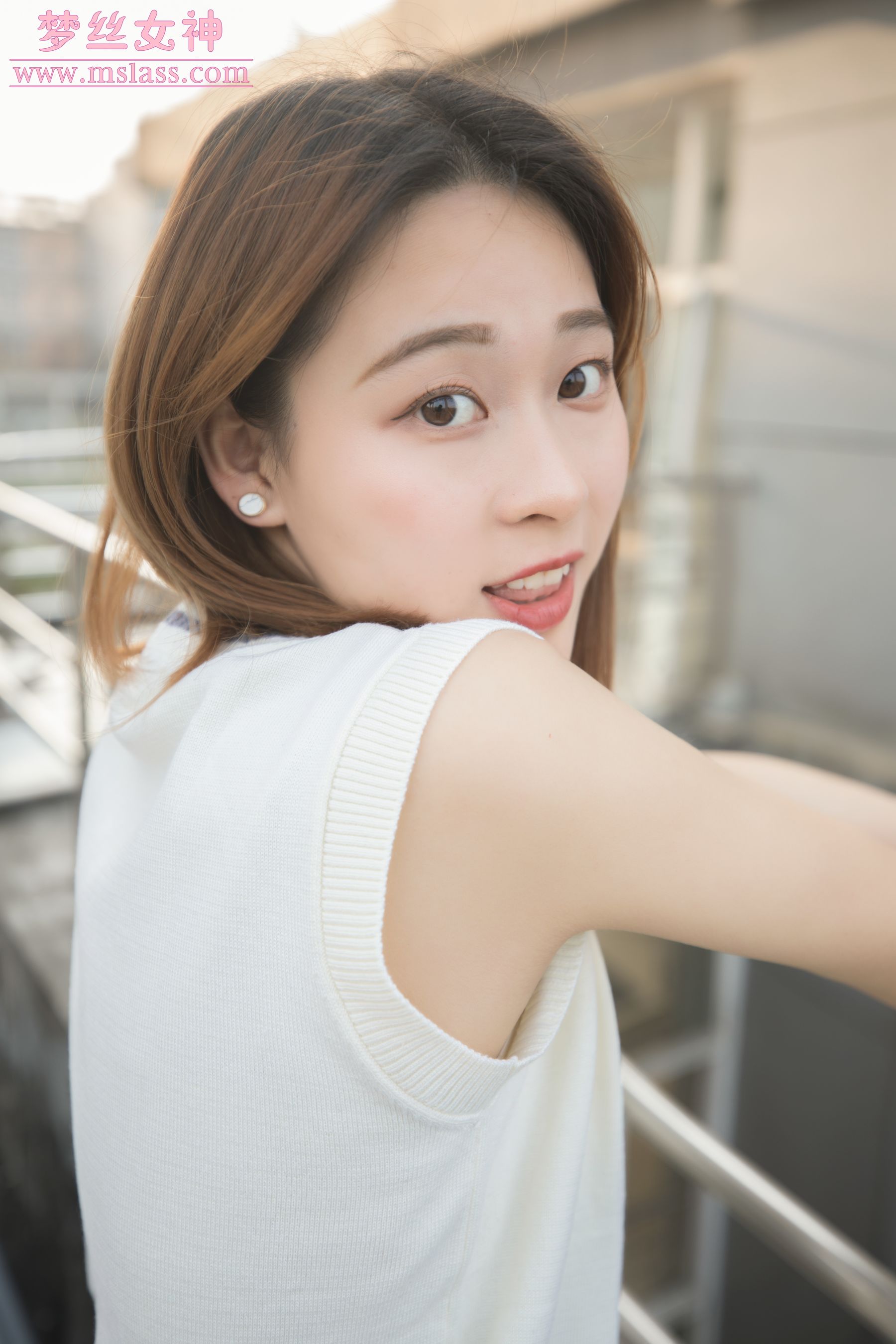 雯雯 学楼丝袜美腿-图60