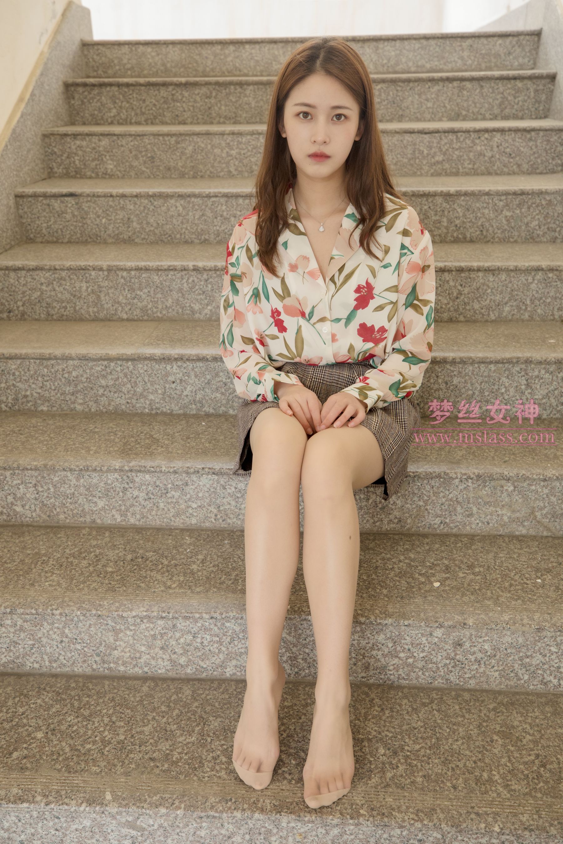 魏婷婷 宿楼丝袜玉足女神-图19