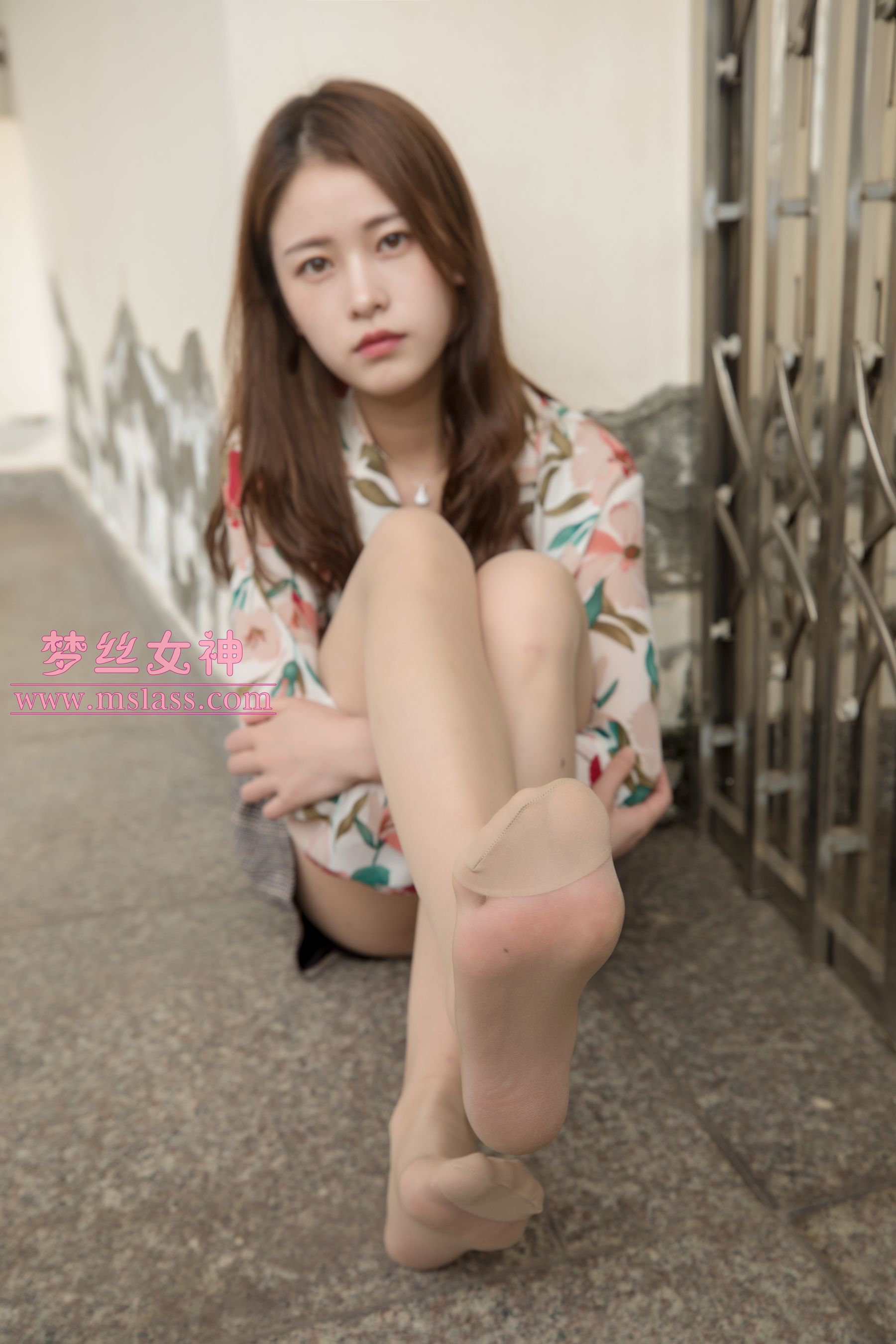 魏婷婷 宿楼丝袜玉足女神-图48