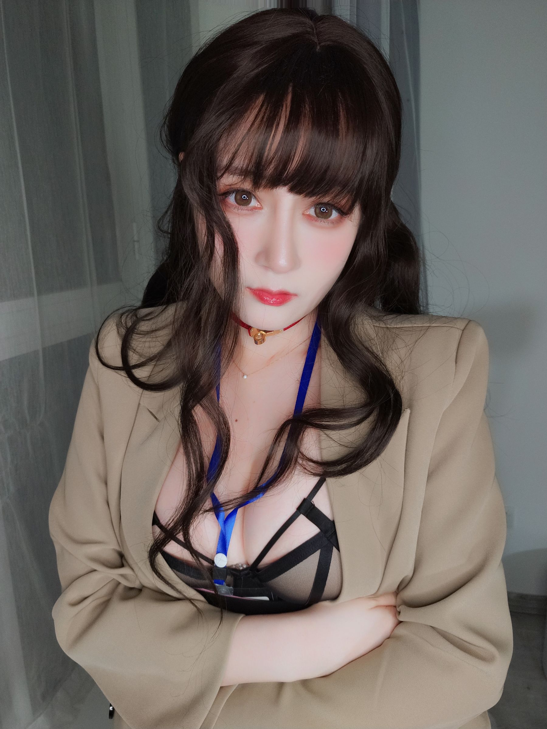 Coser小姐姐白银 - 风衣黑丝OL-图14