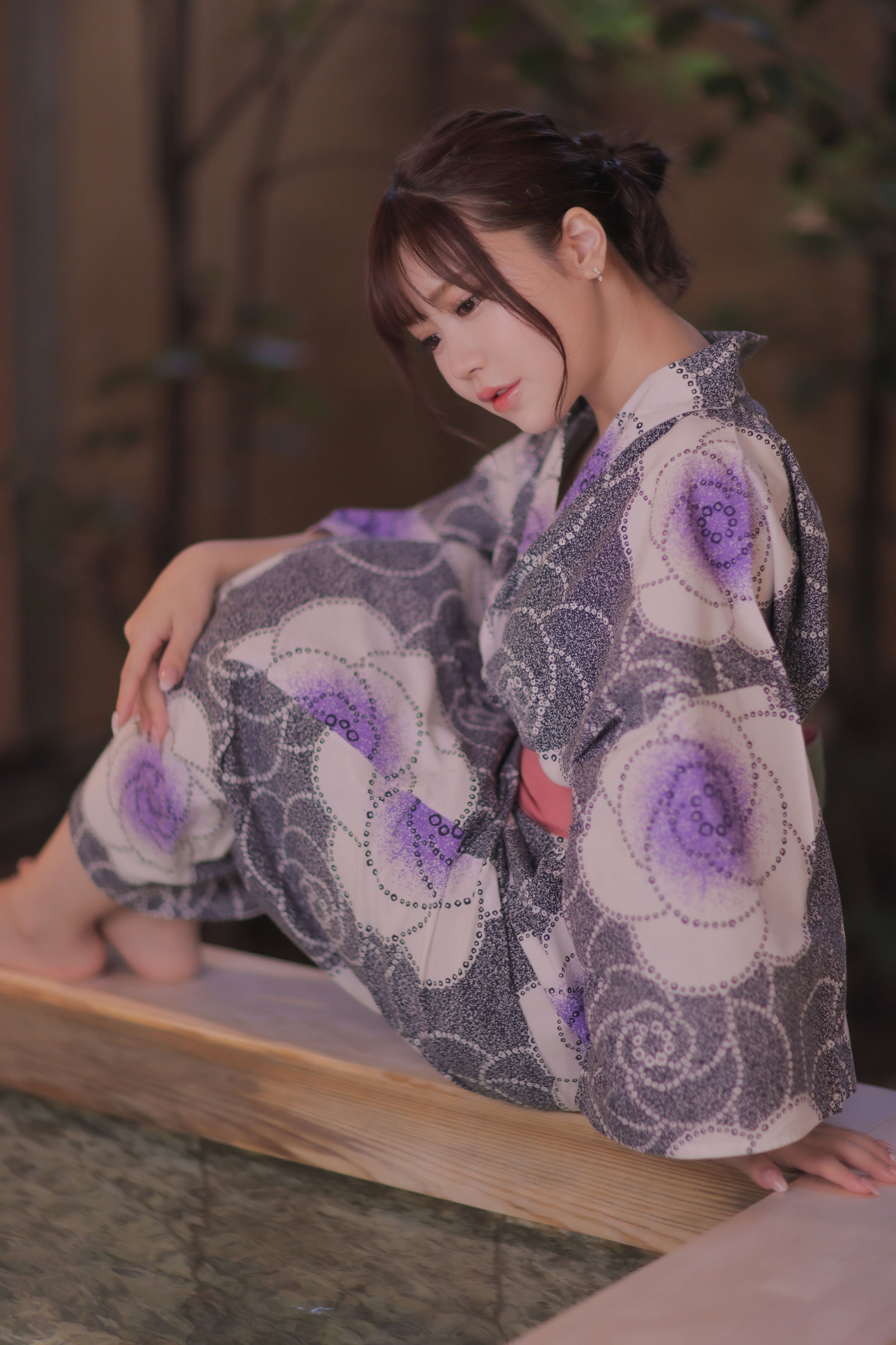 Mai Shirota 白田まい 白田まいと、貸切温泉と、濃厚接触-图1