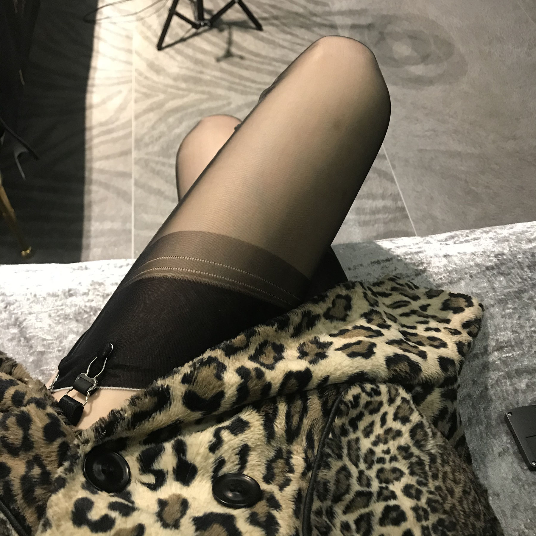 丝足博主麋鹿_Monroe 2020.04.13 皮草丝惑-图1