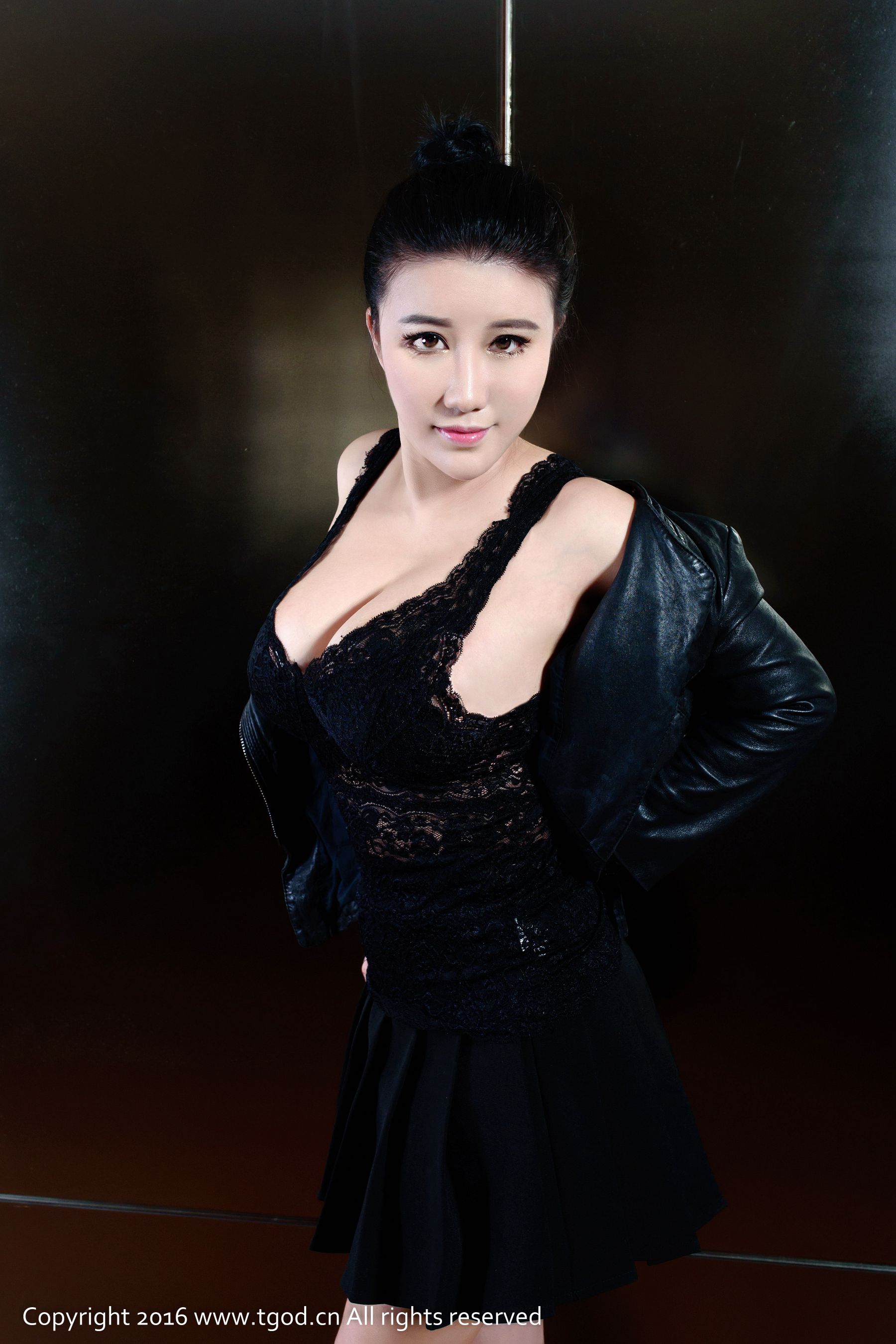 小紫藤《热辣焚身不自主》-图4