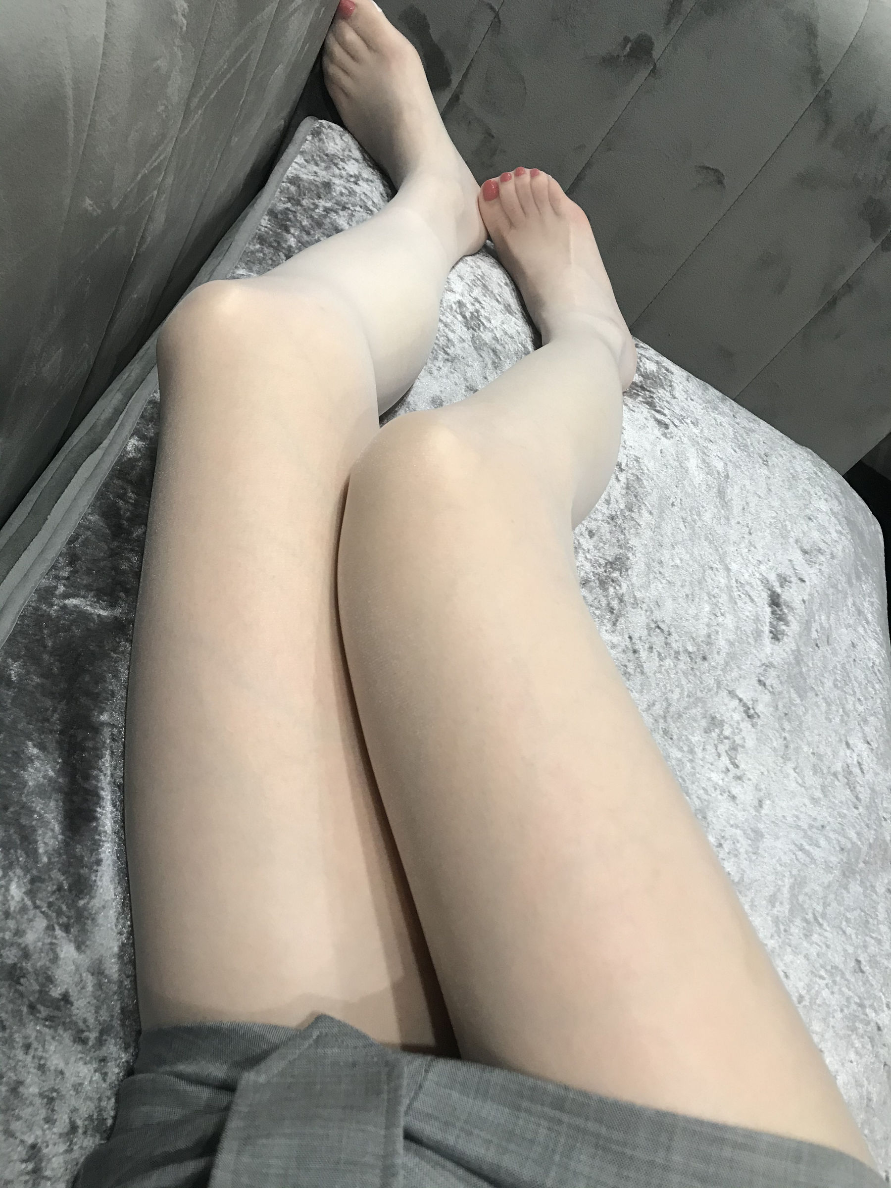 丝足博主麋鹿_Monroe 2020.04.20 红高黑丝-图79