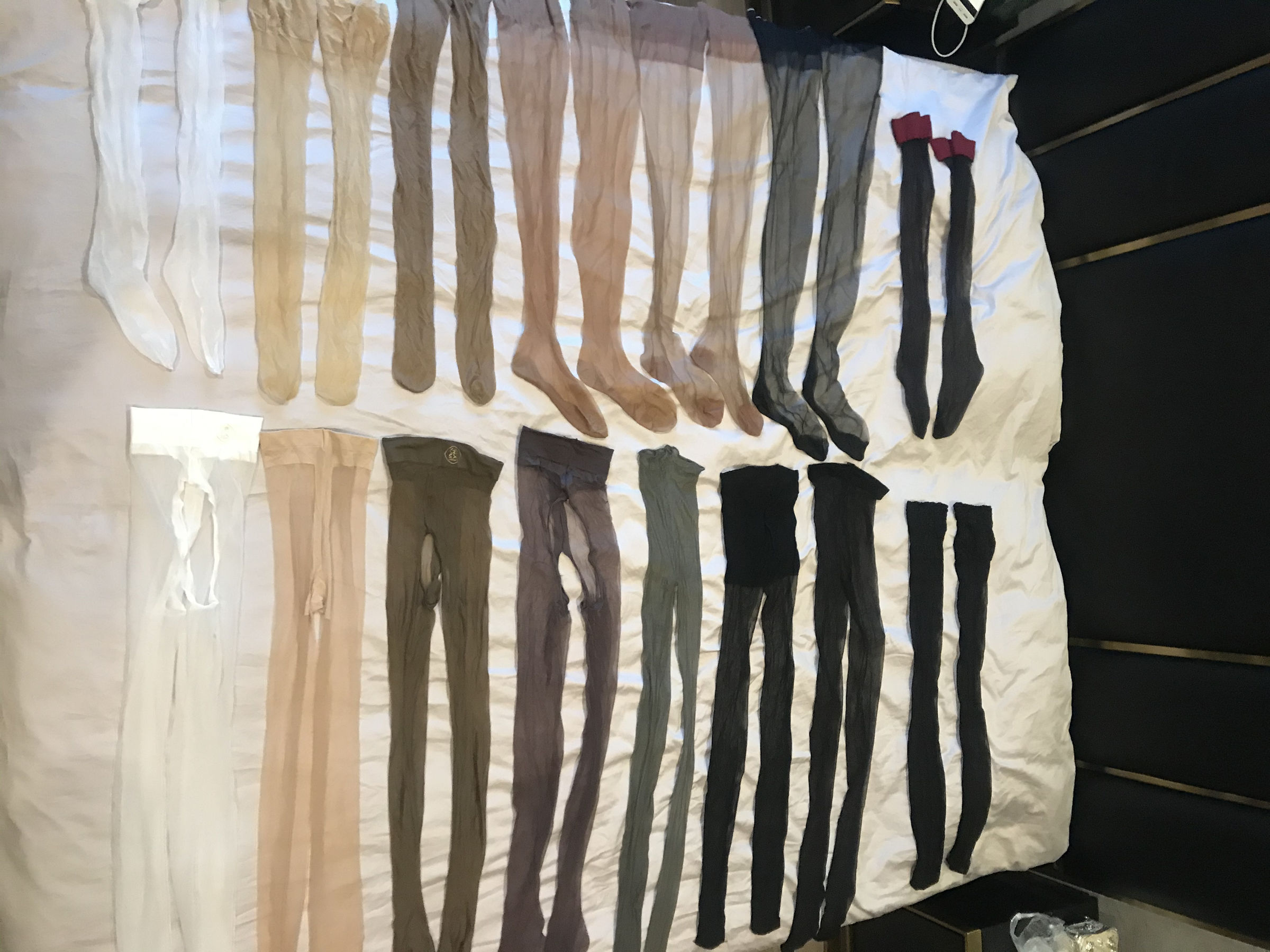 丝足博主麋鹿_Monroe 2020.04.23 丝袜展示-图0