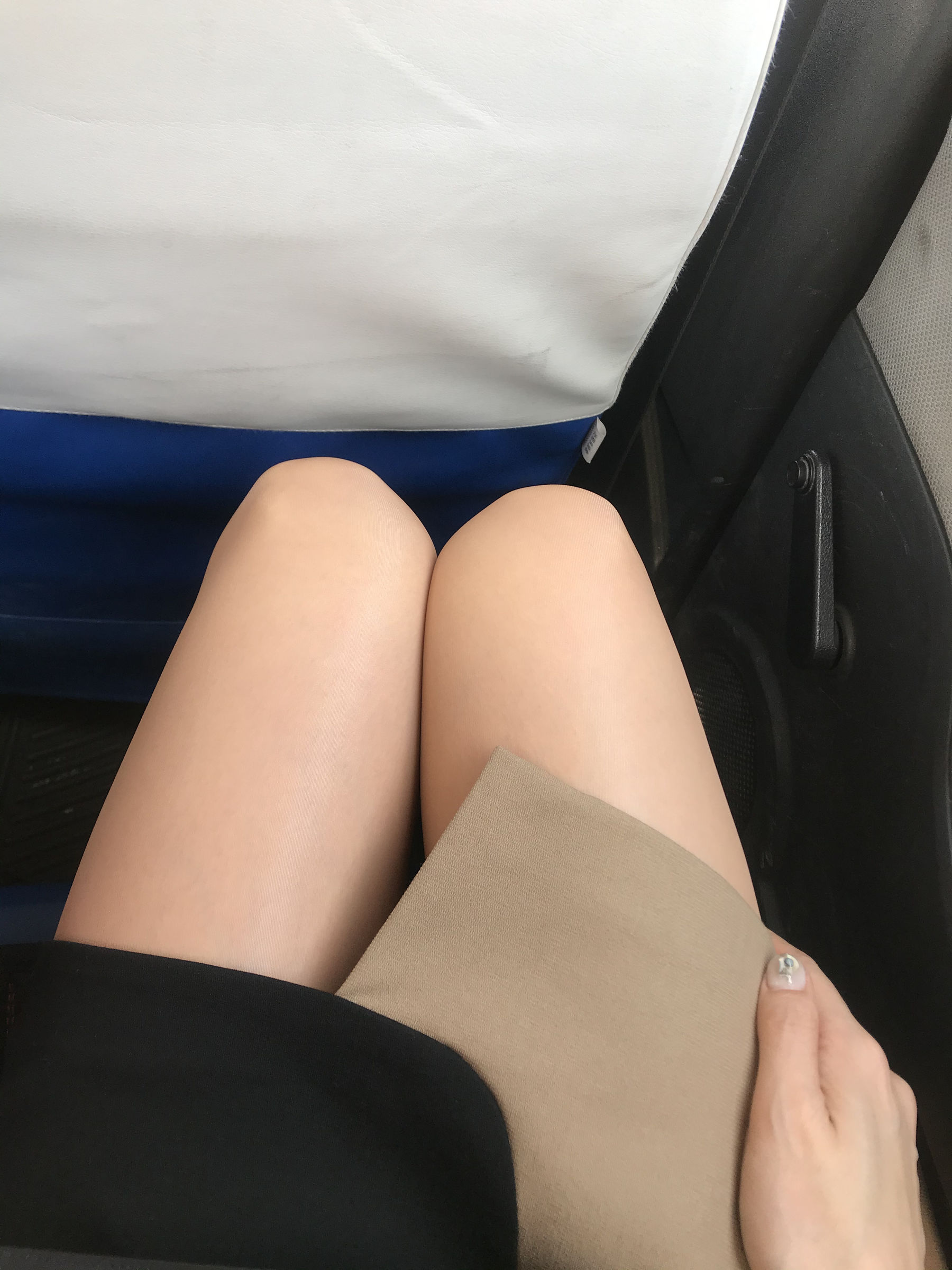 丝足博主麋鹿_Monroe 2020.05.05 亮丝美腿-图0