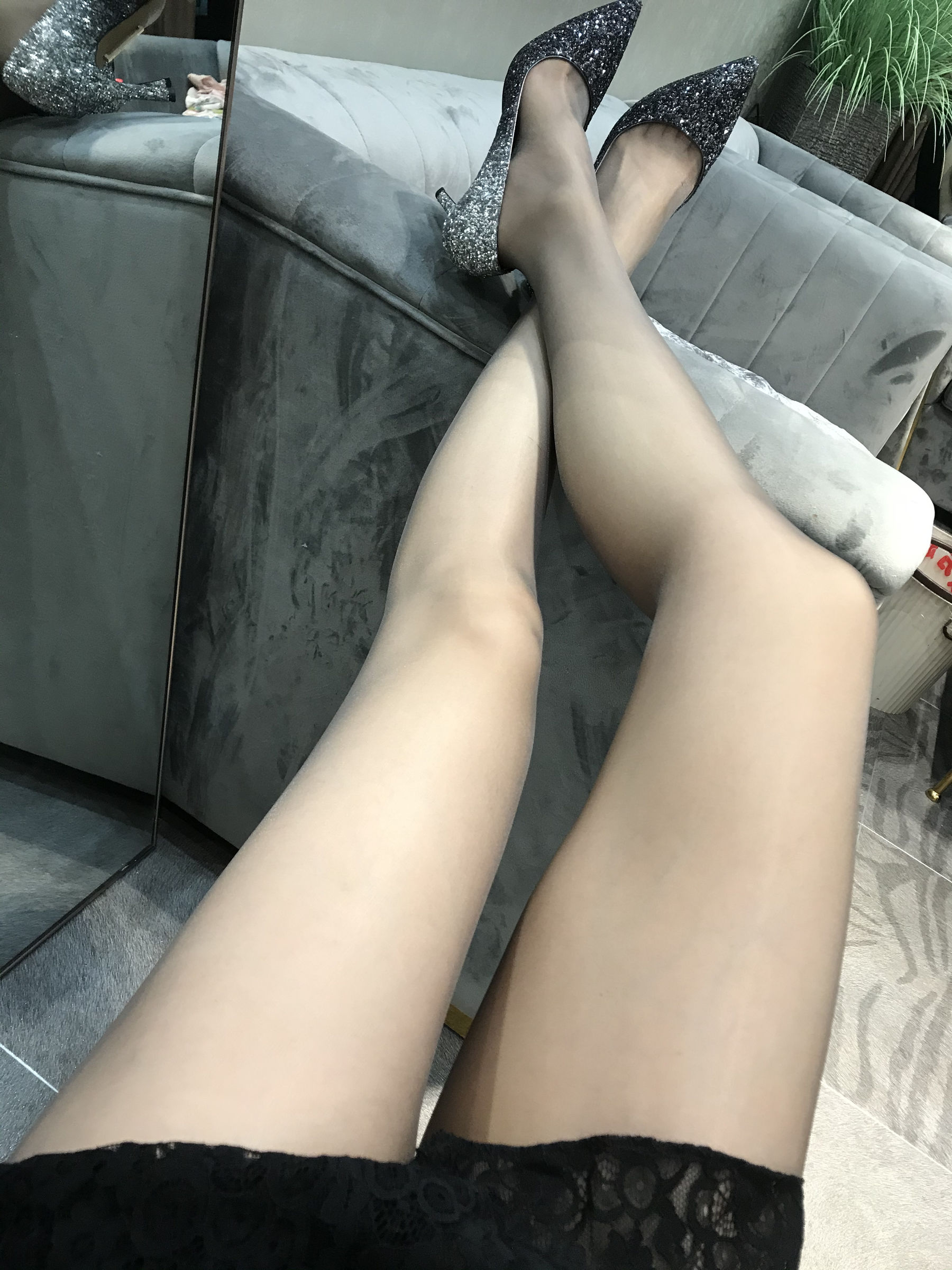 丝足博主麋鹿_Monroe 2020.05.14 名媛黑丝-图13