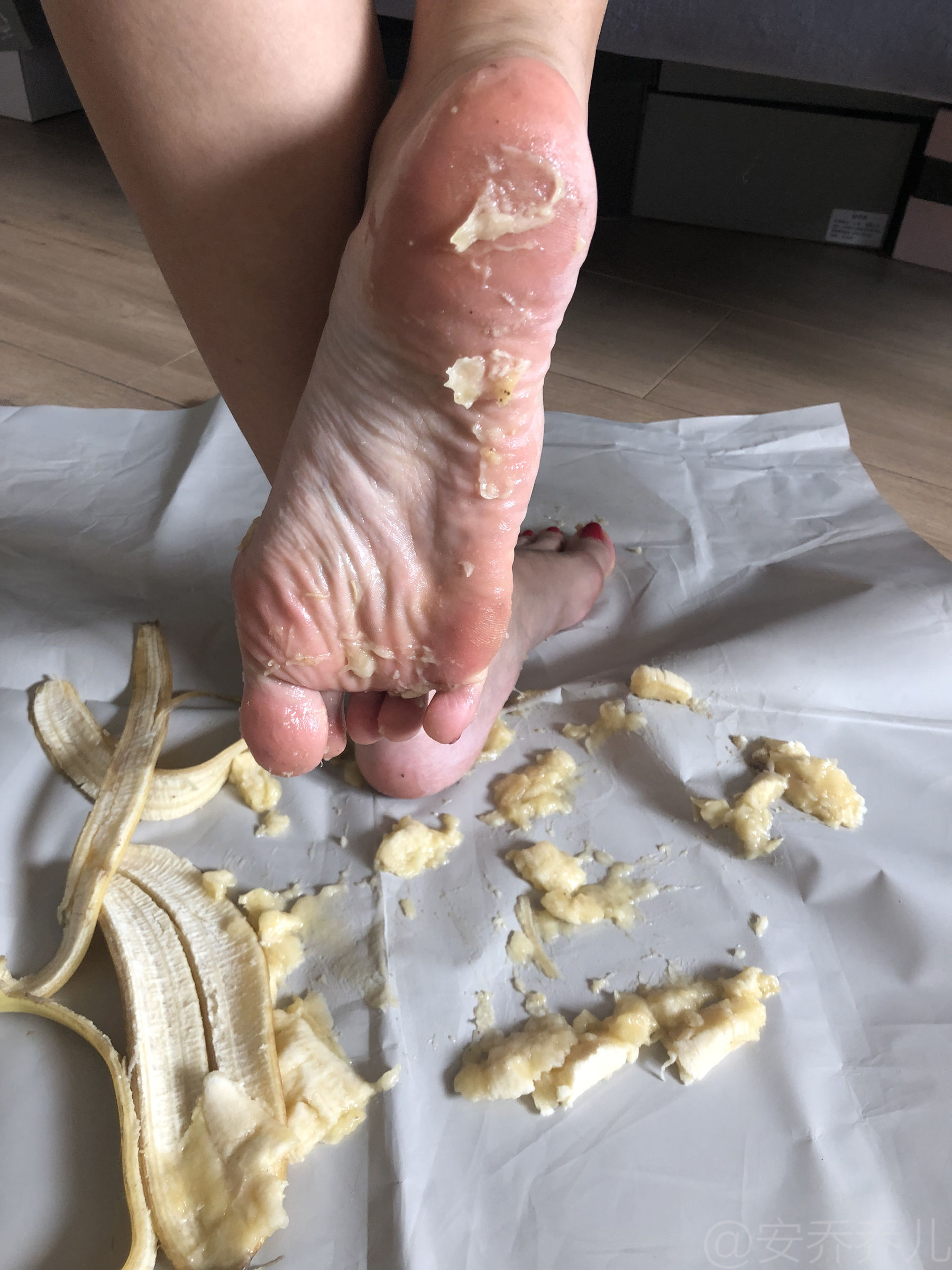 安乔乔儿(Nia乔乔) No.009 踩香蕉-图106