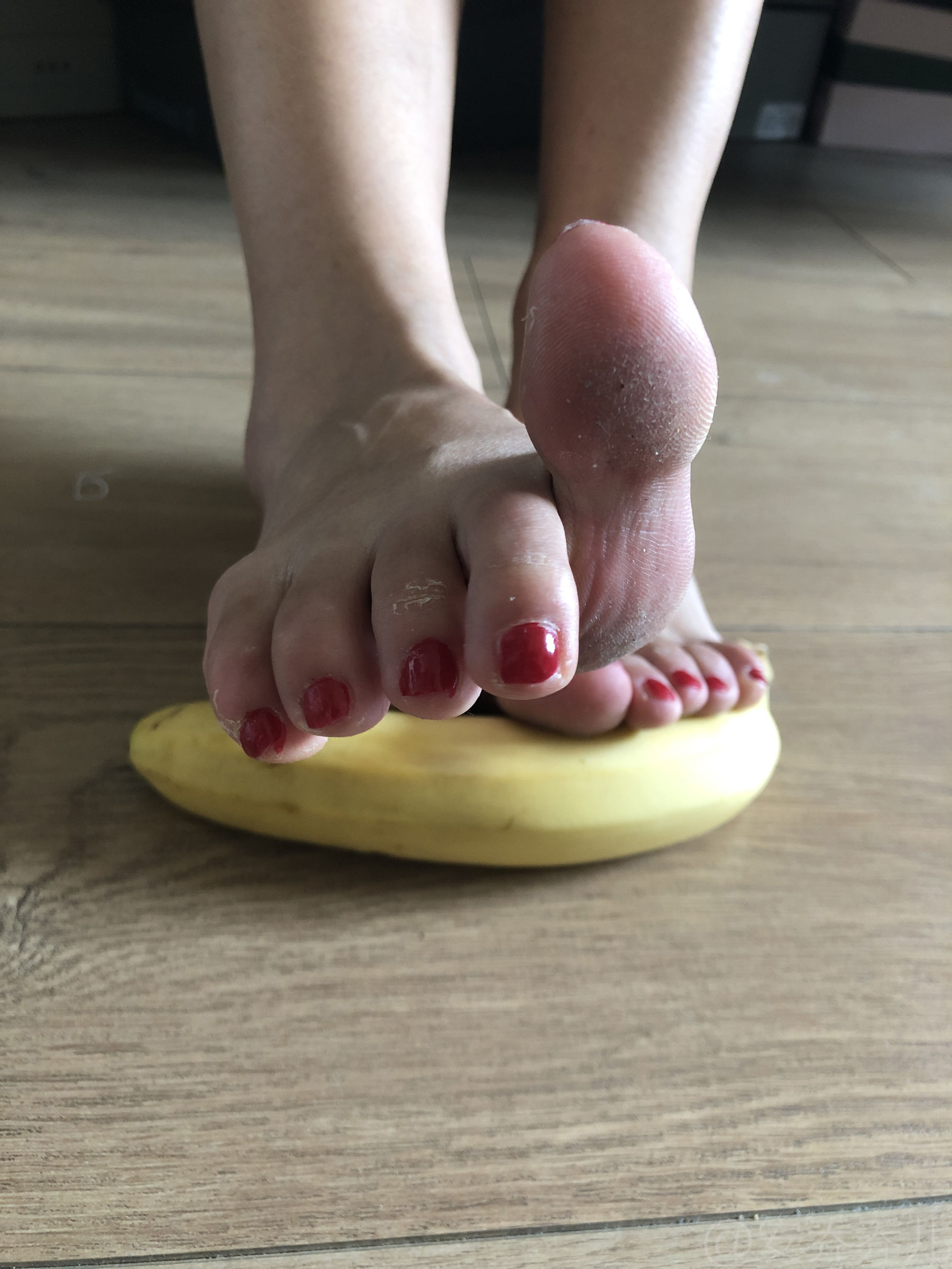 安乔乔儿(Nia乔乔) No.009 踩香蕉-图12