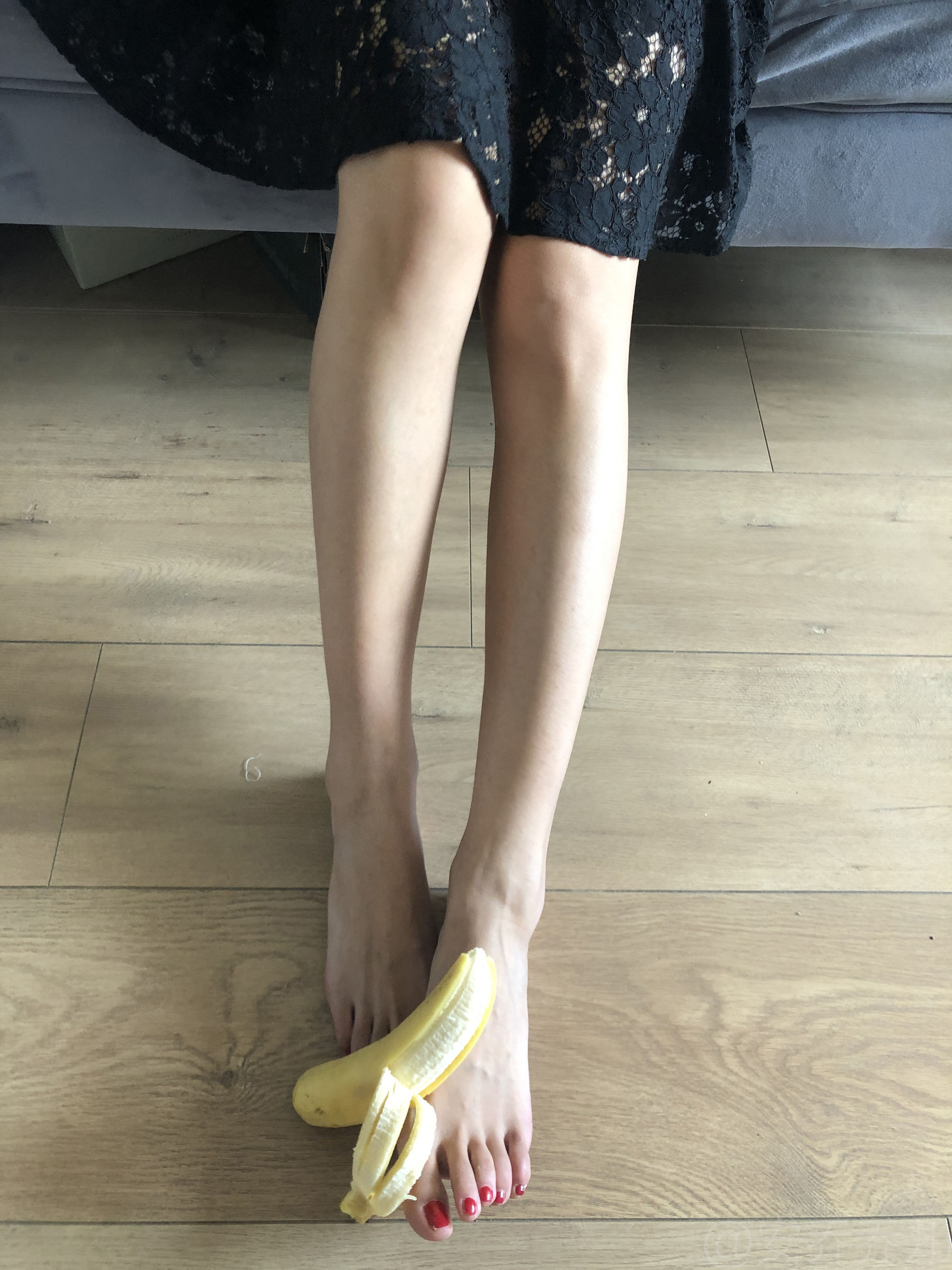 安乔乔儿(Nia乔乔) No.009 踩香蕉-图24