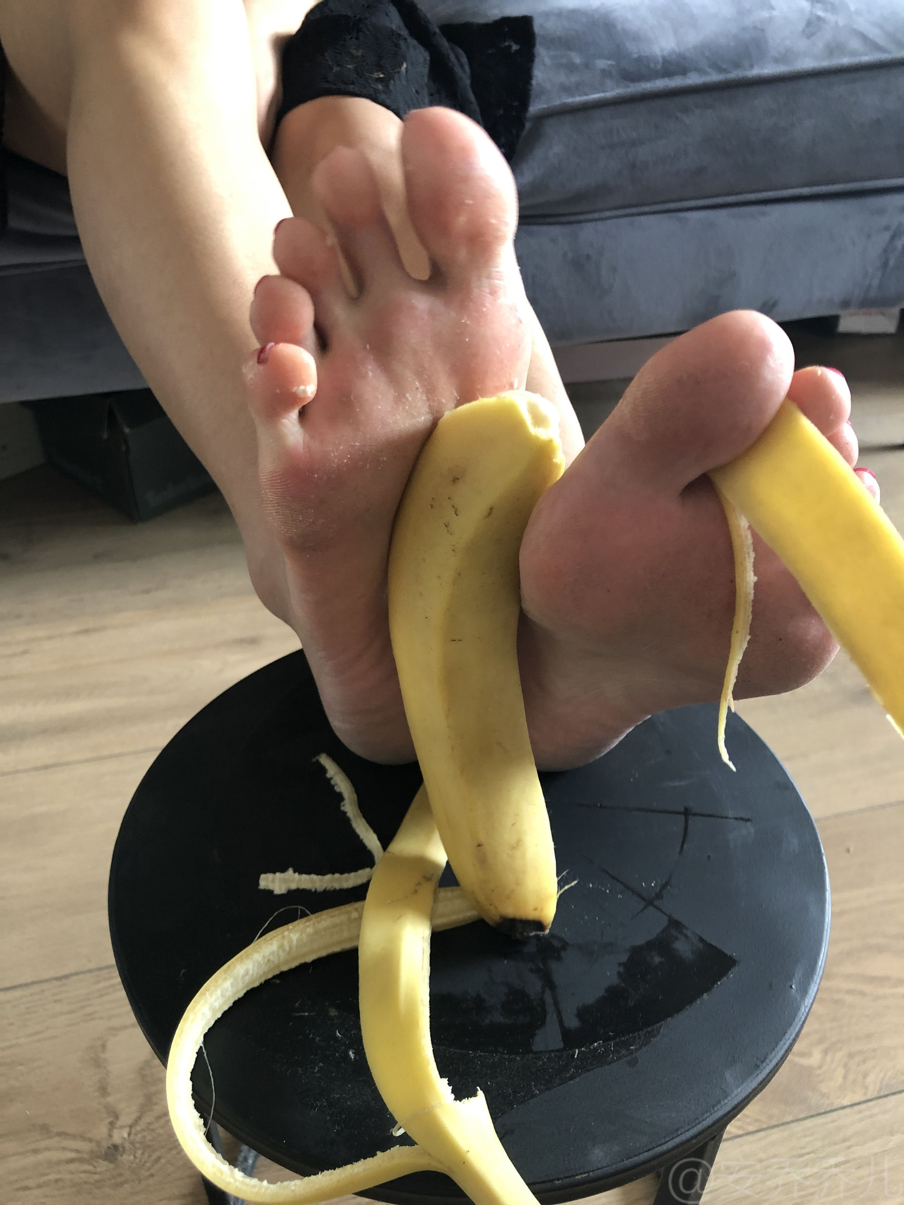 安乔乔儿(Nia乔乔) No.009 踩香蕉-图47