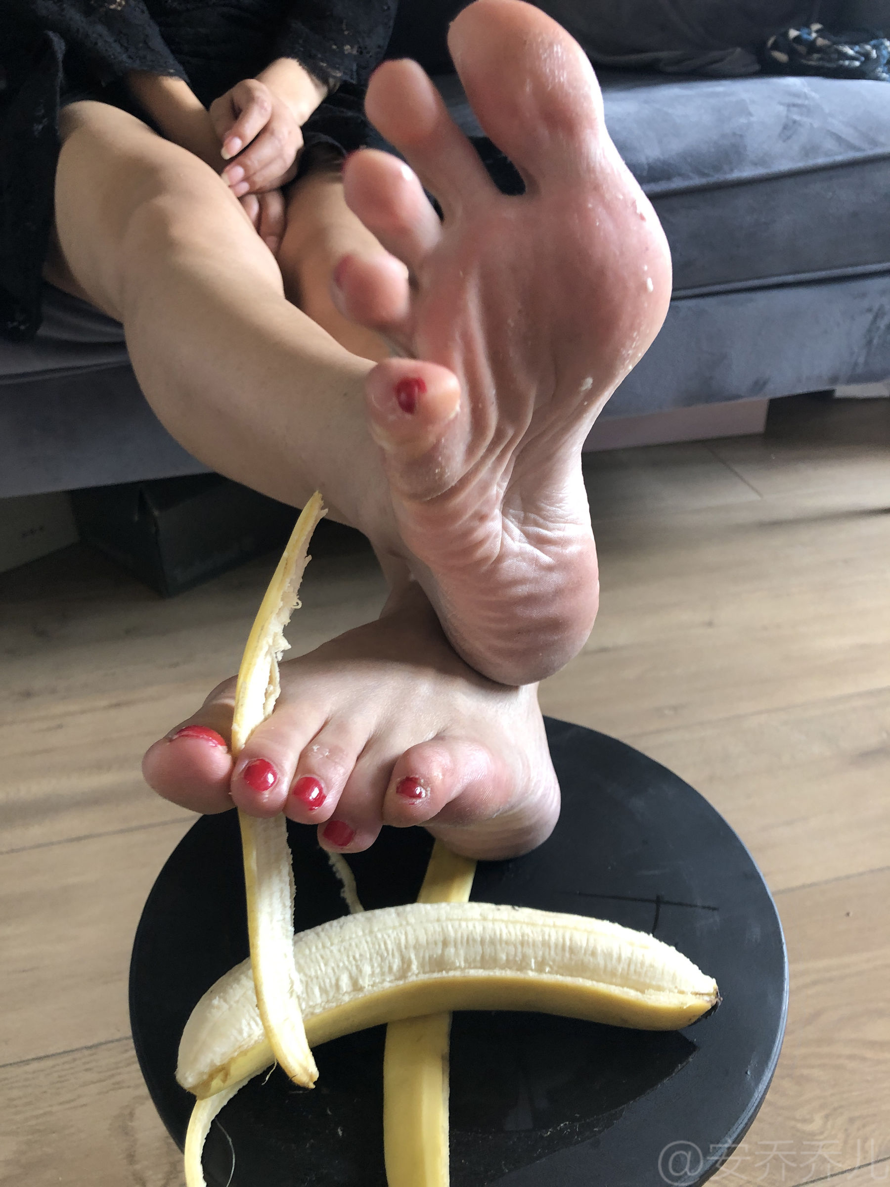 安乔乔儿(Nia乔乔) No.009 踩香蕉-图50