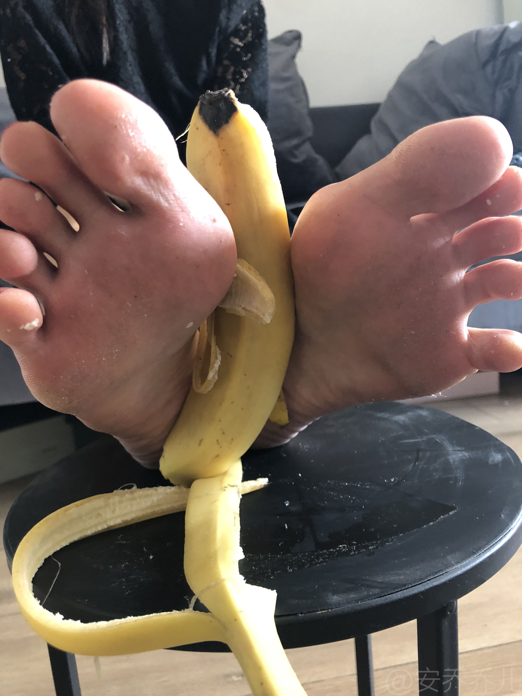 安乔乔儿(Nia乔乔) No.009 踩香蕉-图59