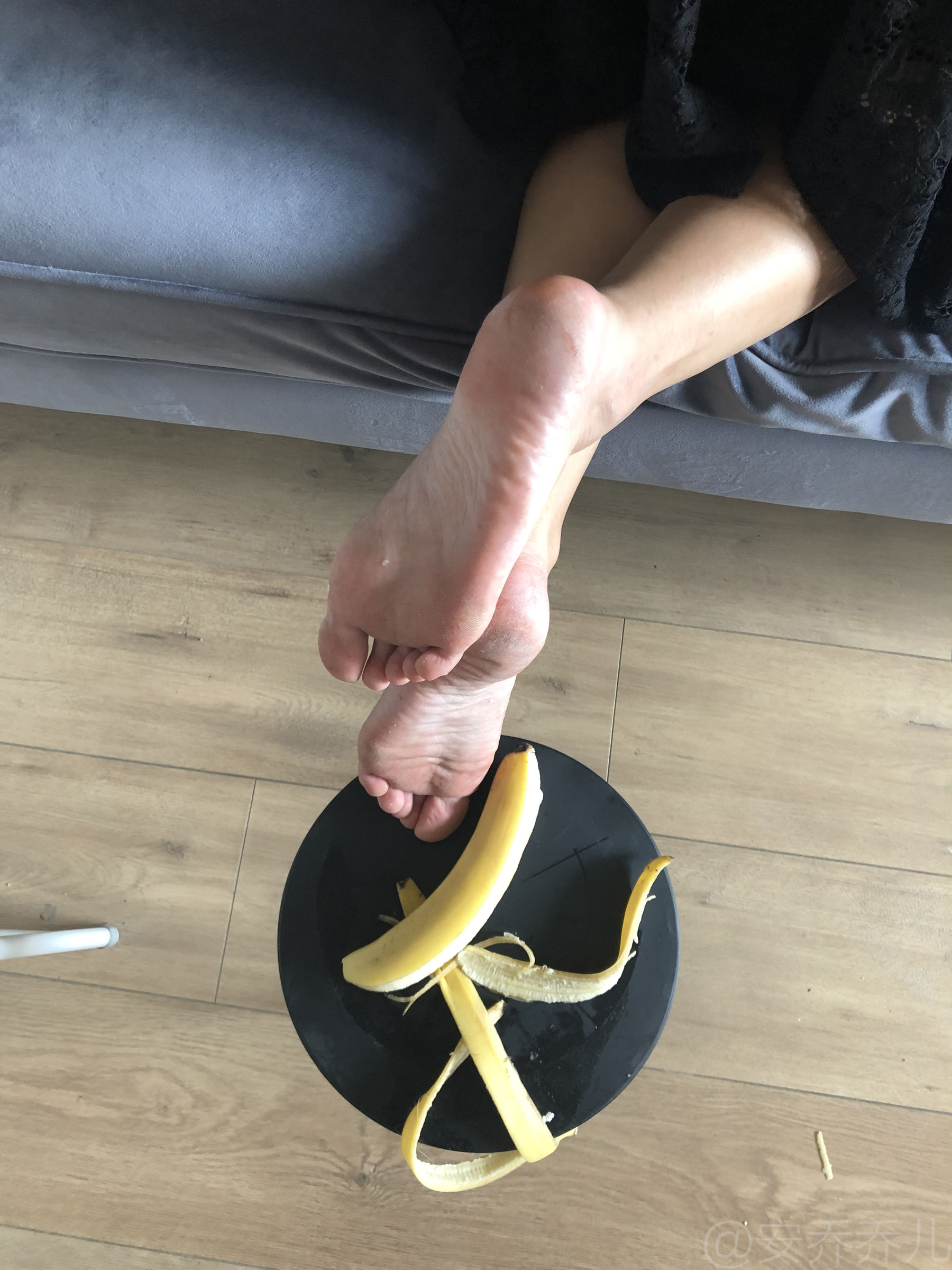 安乔乔儿(Nia乔乔) No.009 踩香蕉-图64