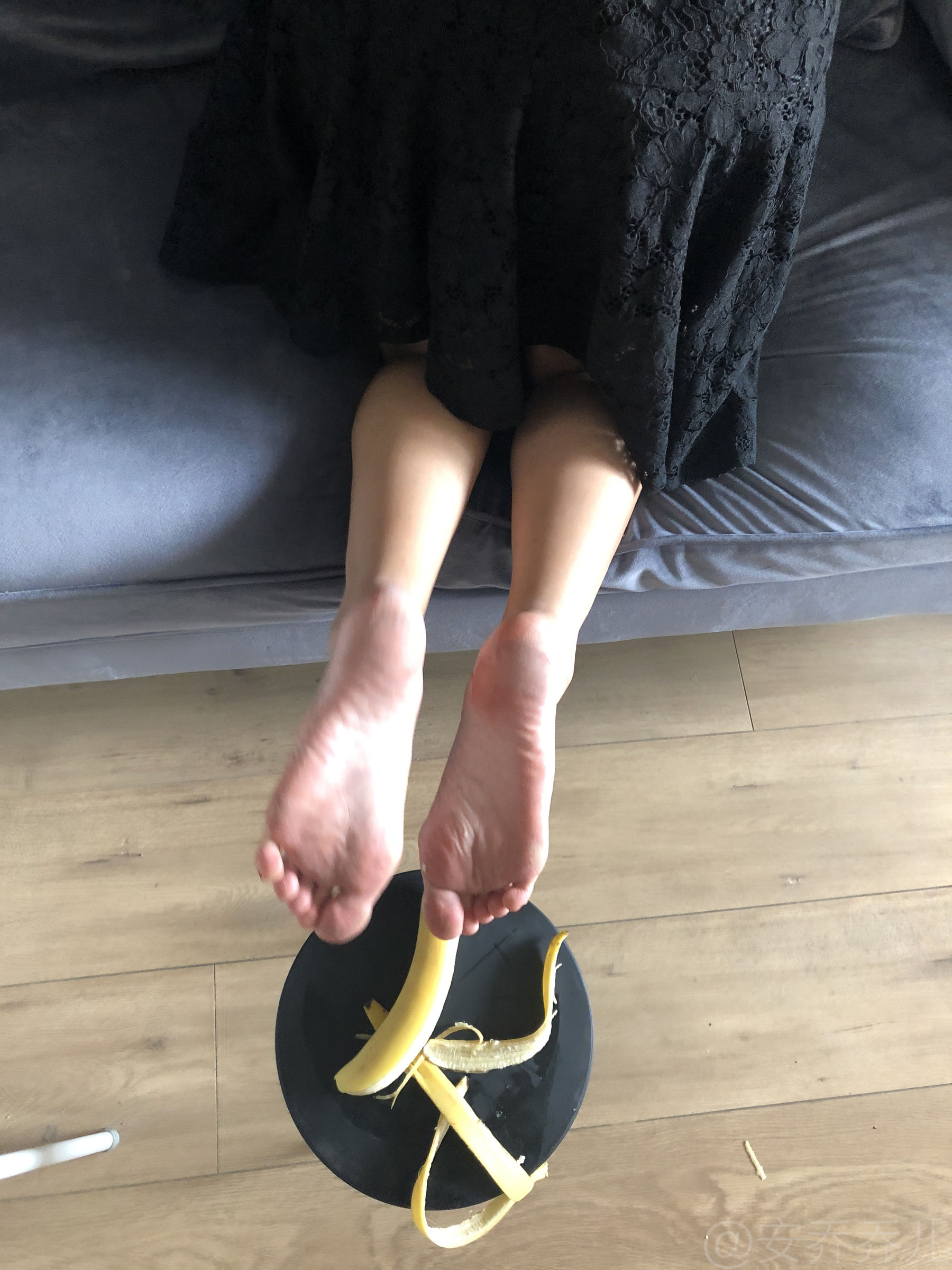 安乔乔儿(Nia乔乔) No.009 踩香蕉-图67