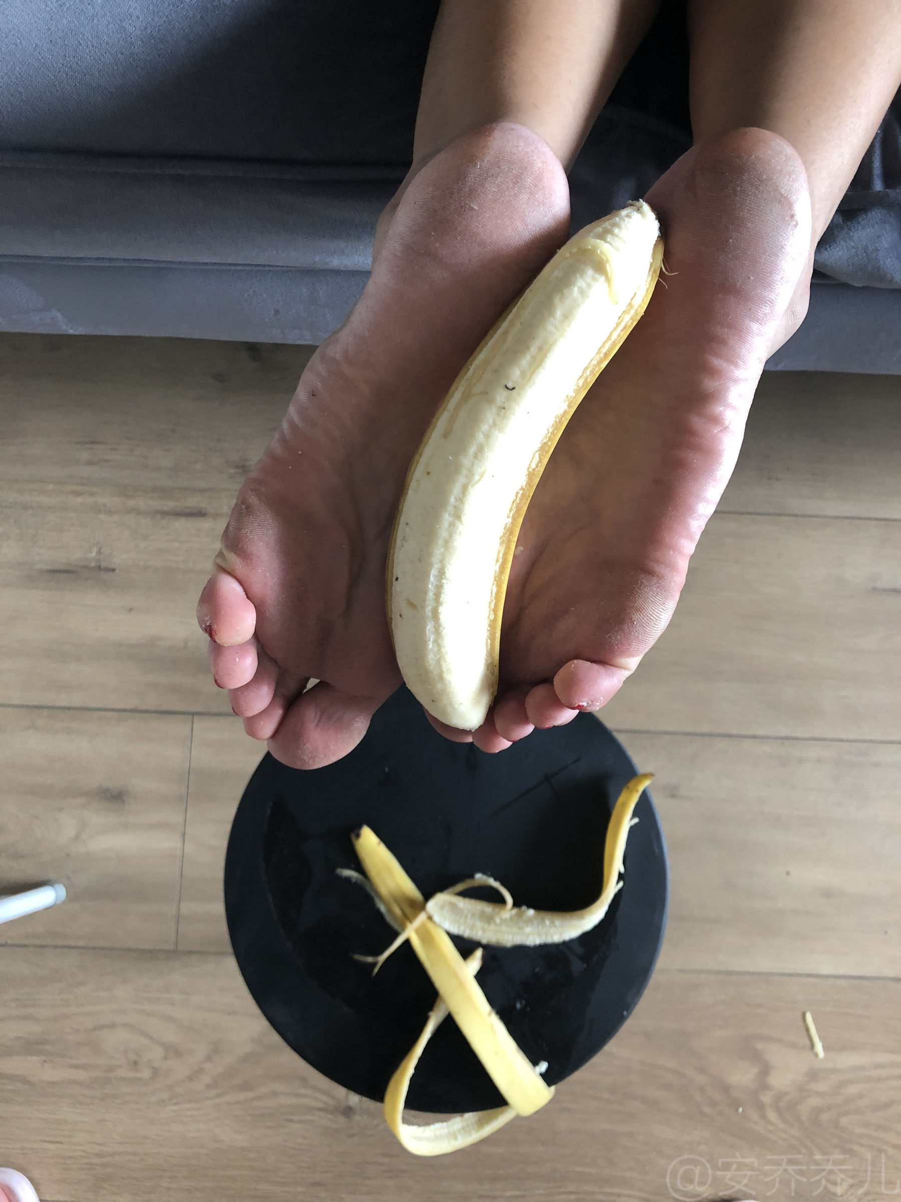 安乔乔儿(Nia乔乔) No.009 踩香蕉-图71