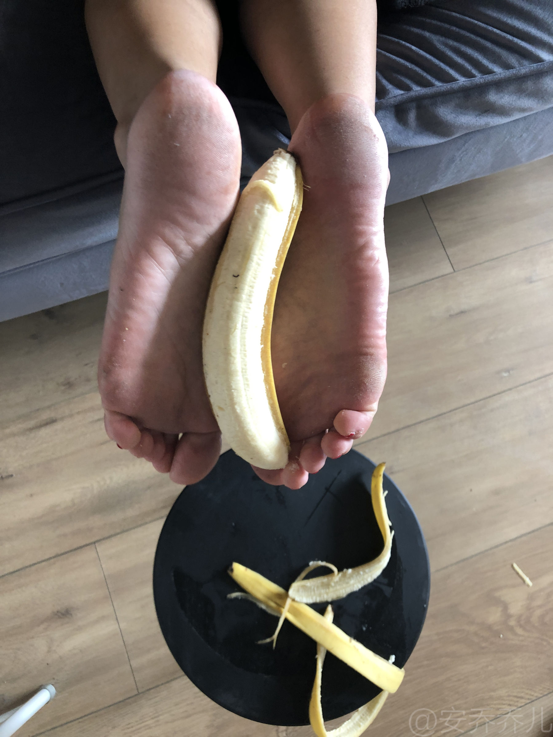 安乔乔儿(Nia乔乔) No.009 踩香蕉-图72