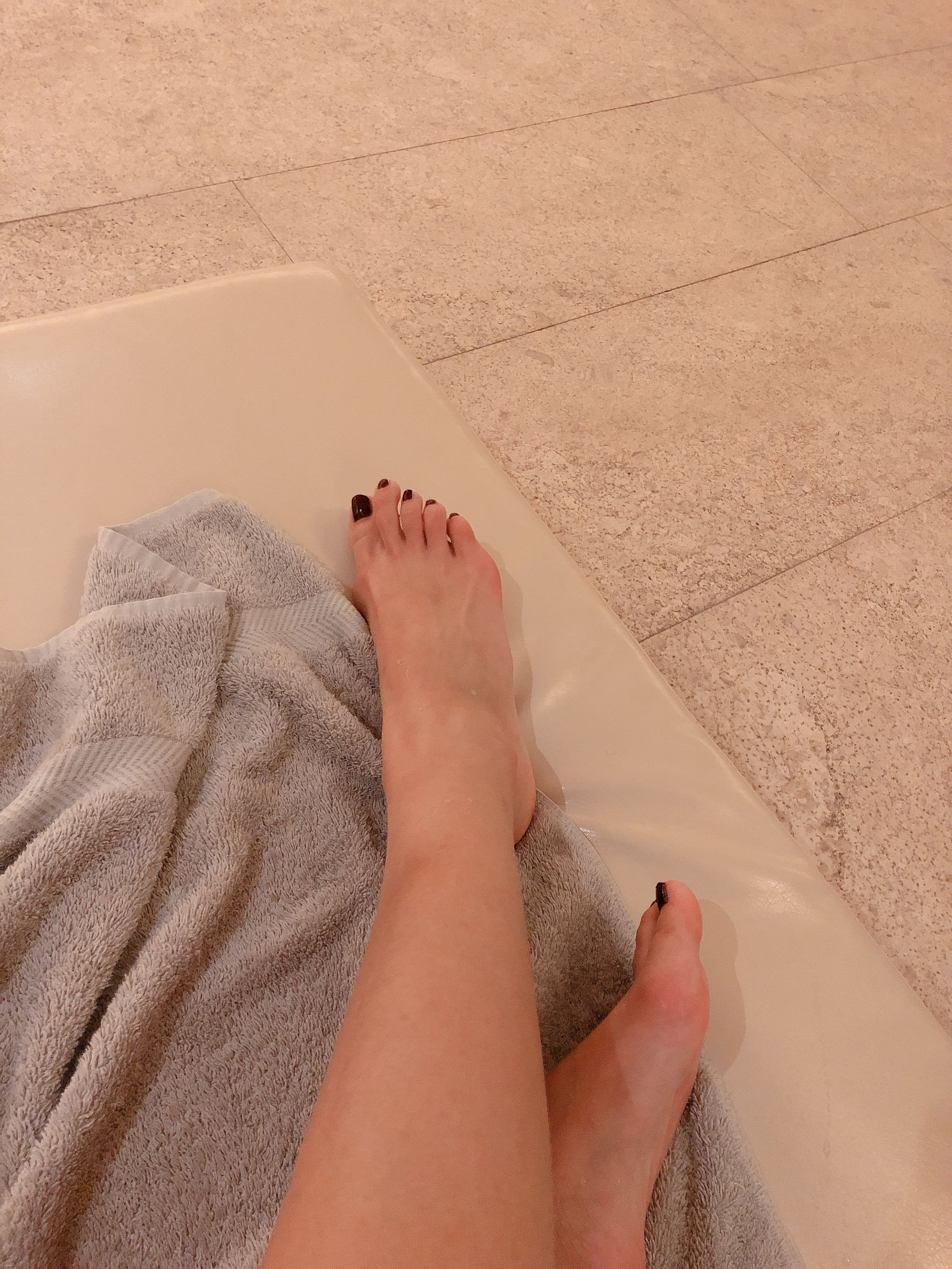 安乔乔儿(Nia乔乔) No.012 泳池裸足-图10