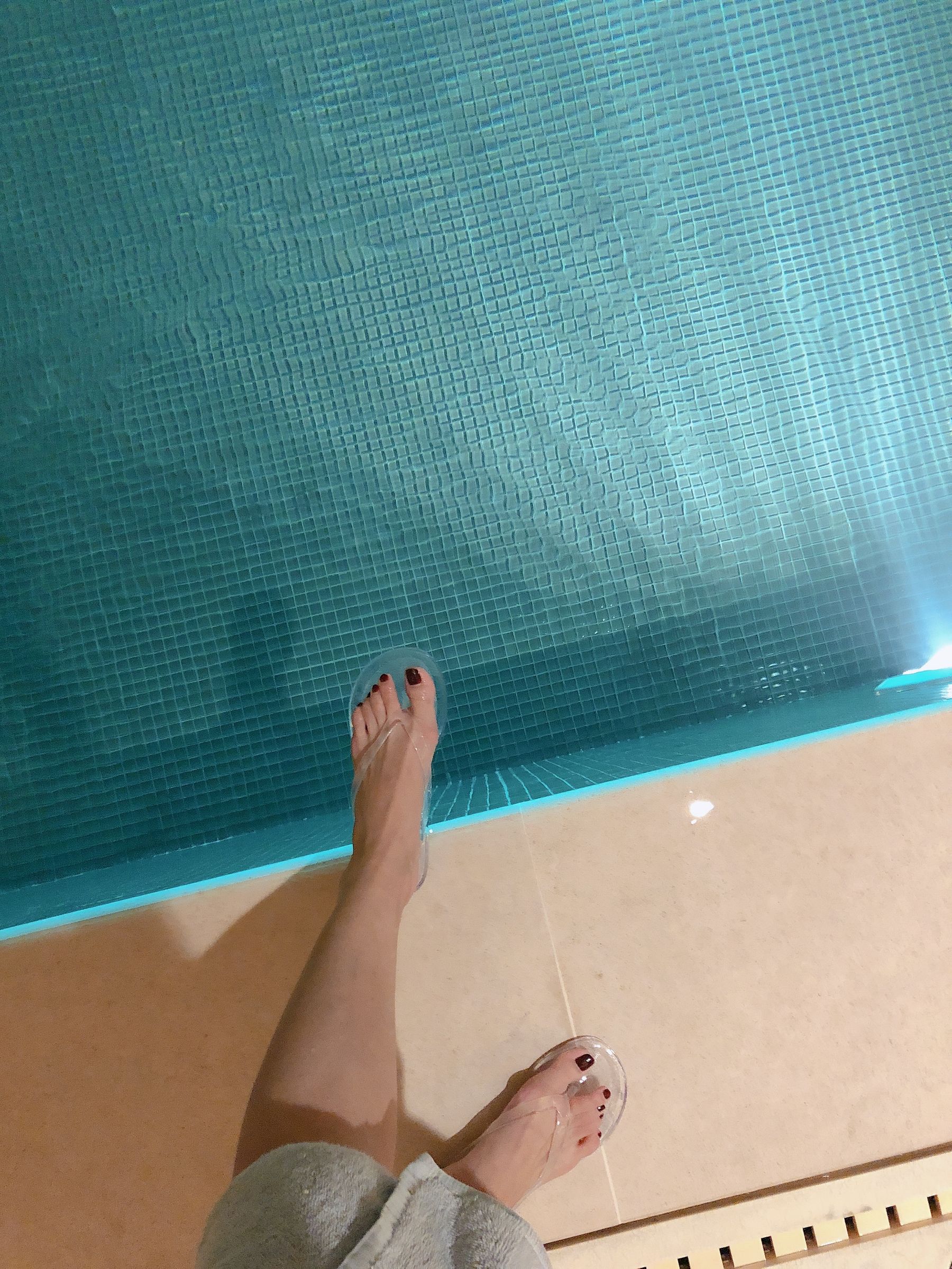 安乔乔儿(Nia乔乔) No.012 泳池裸足-图16