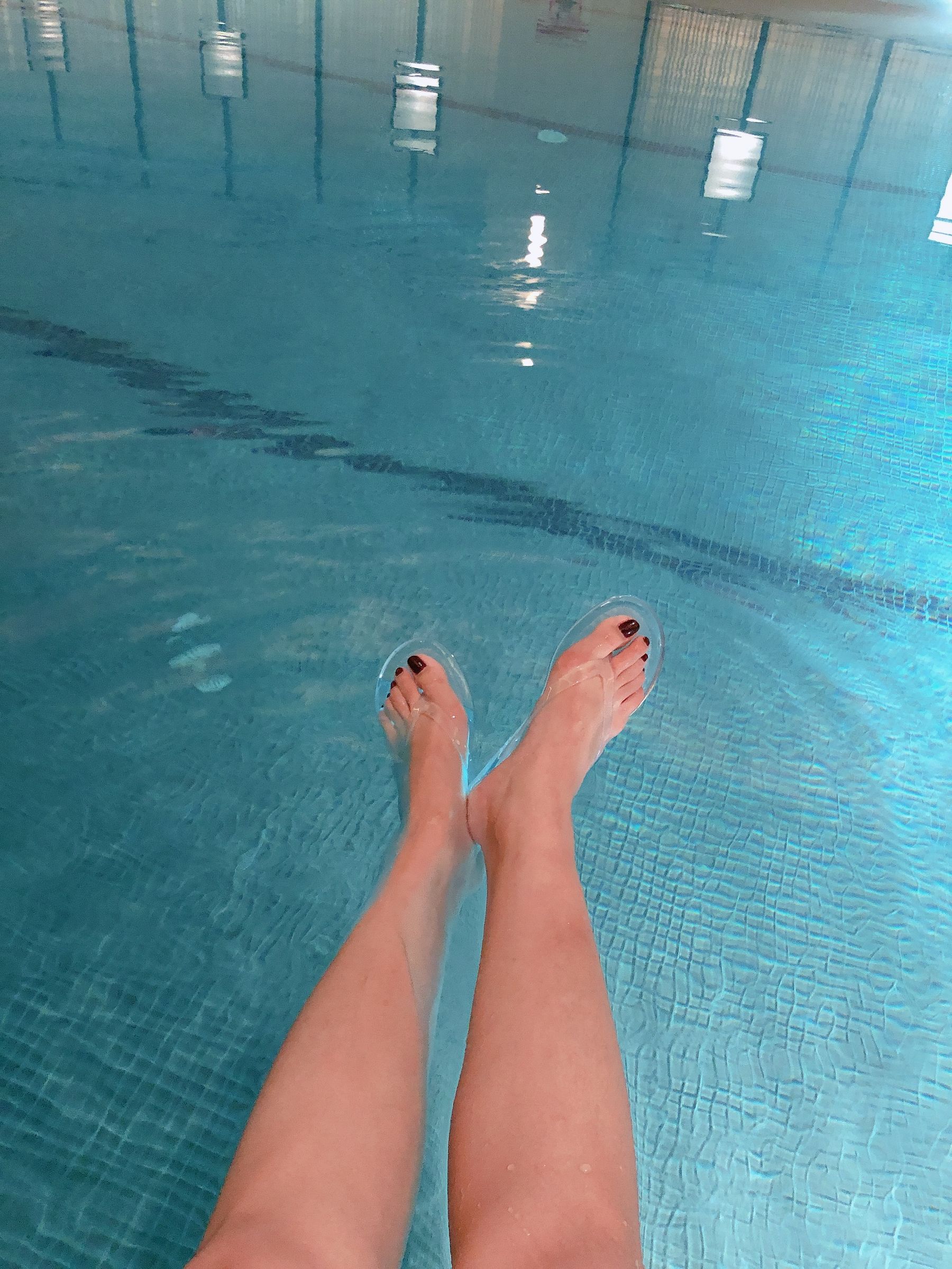 安乔乔儿(Nia乔乔) No.012 泳池裸足-图30